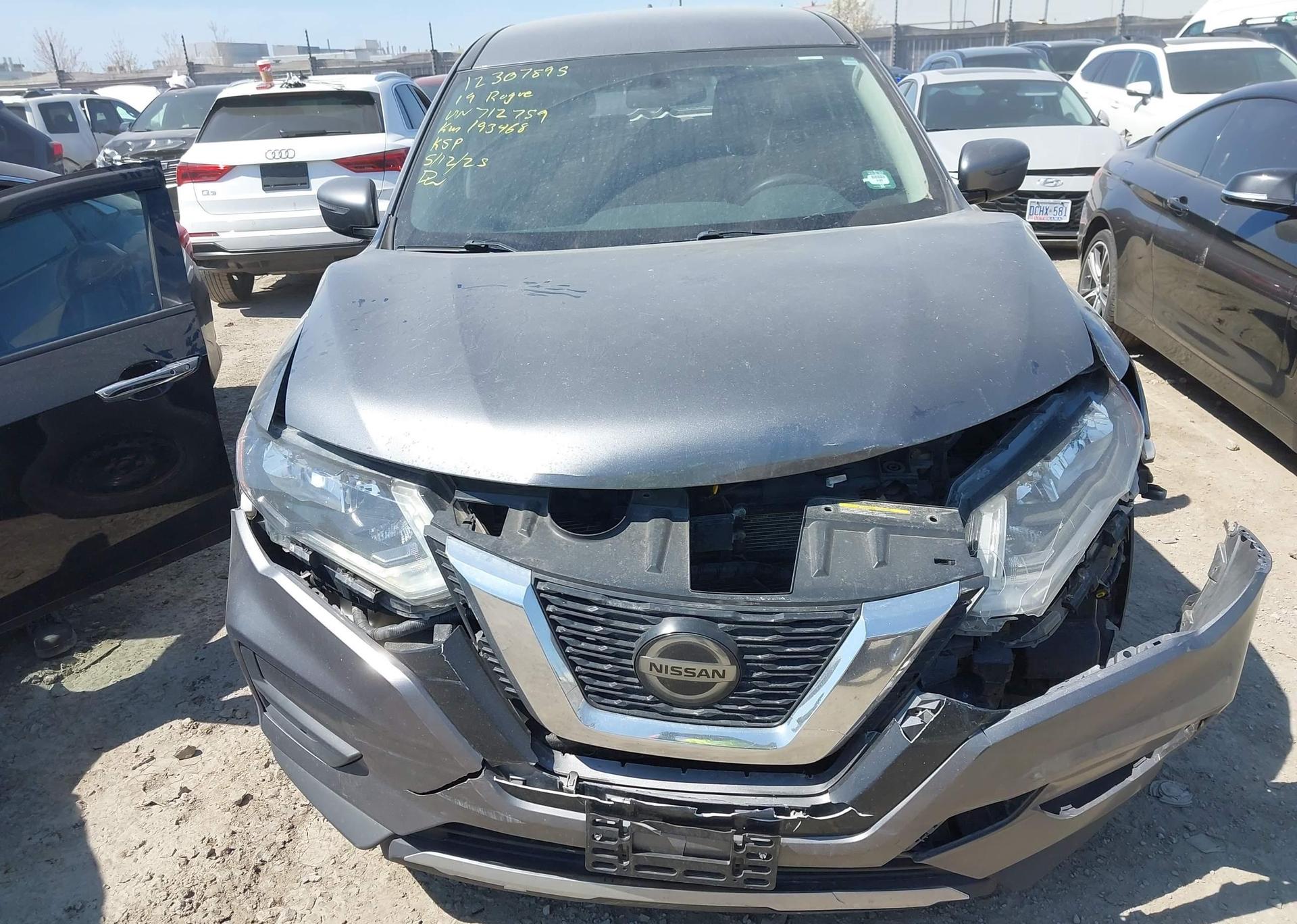 2019 NISSAN ROGUE S