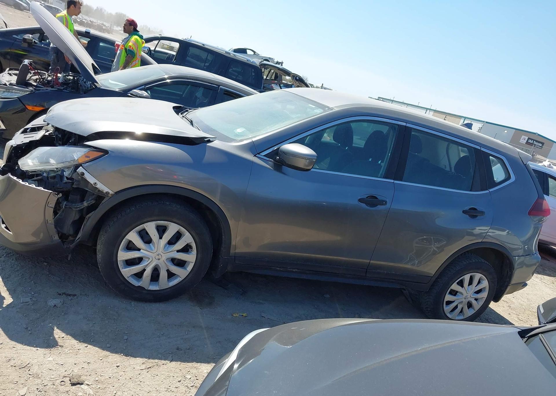 2019 NISSAN ROGUE S