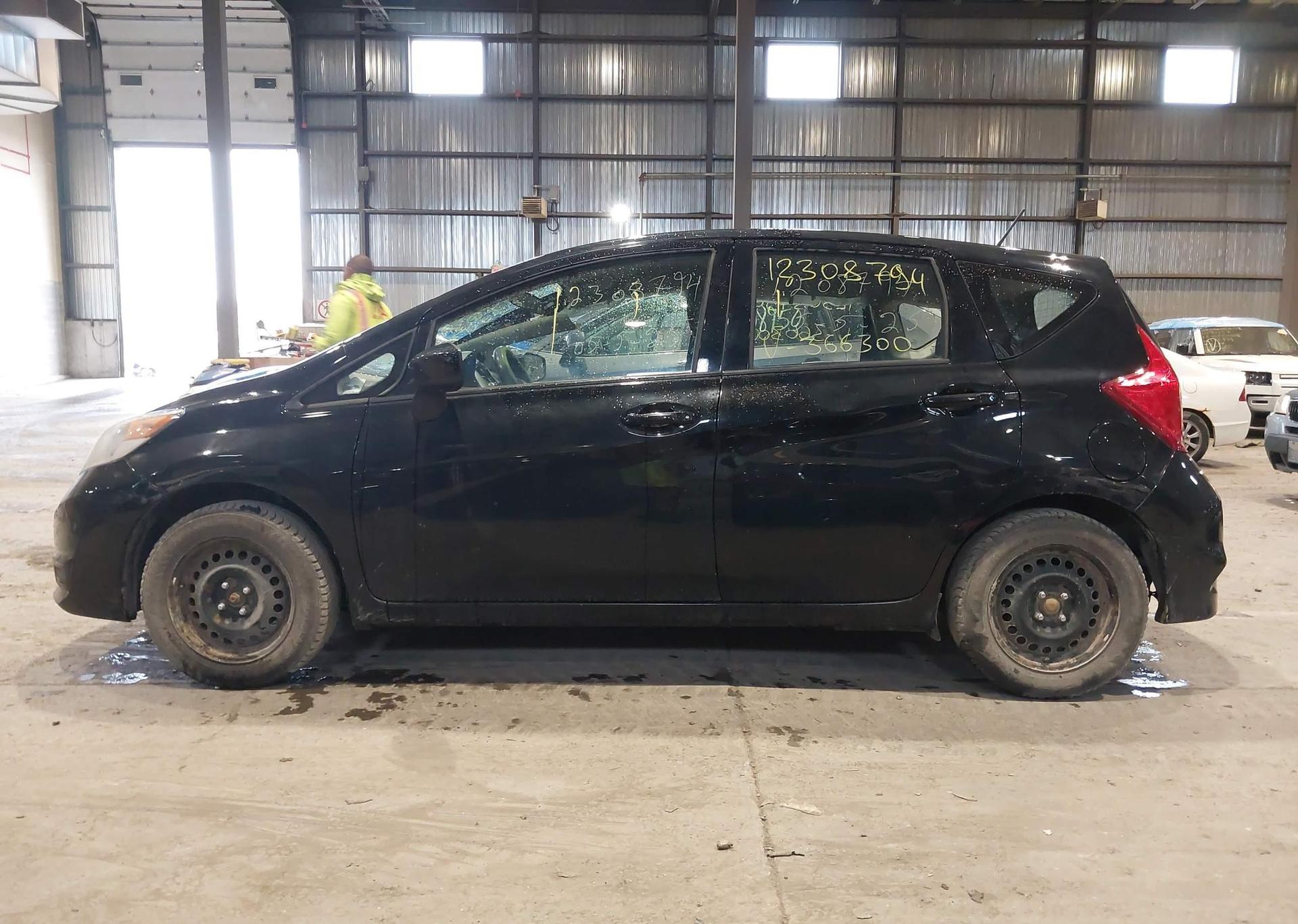 2018 NISSAN VERSA