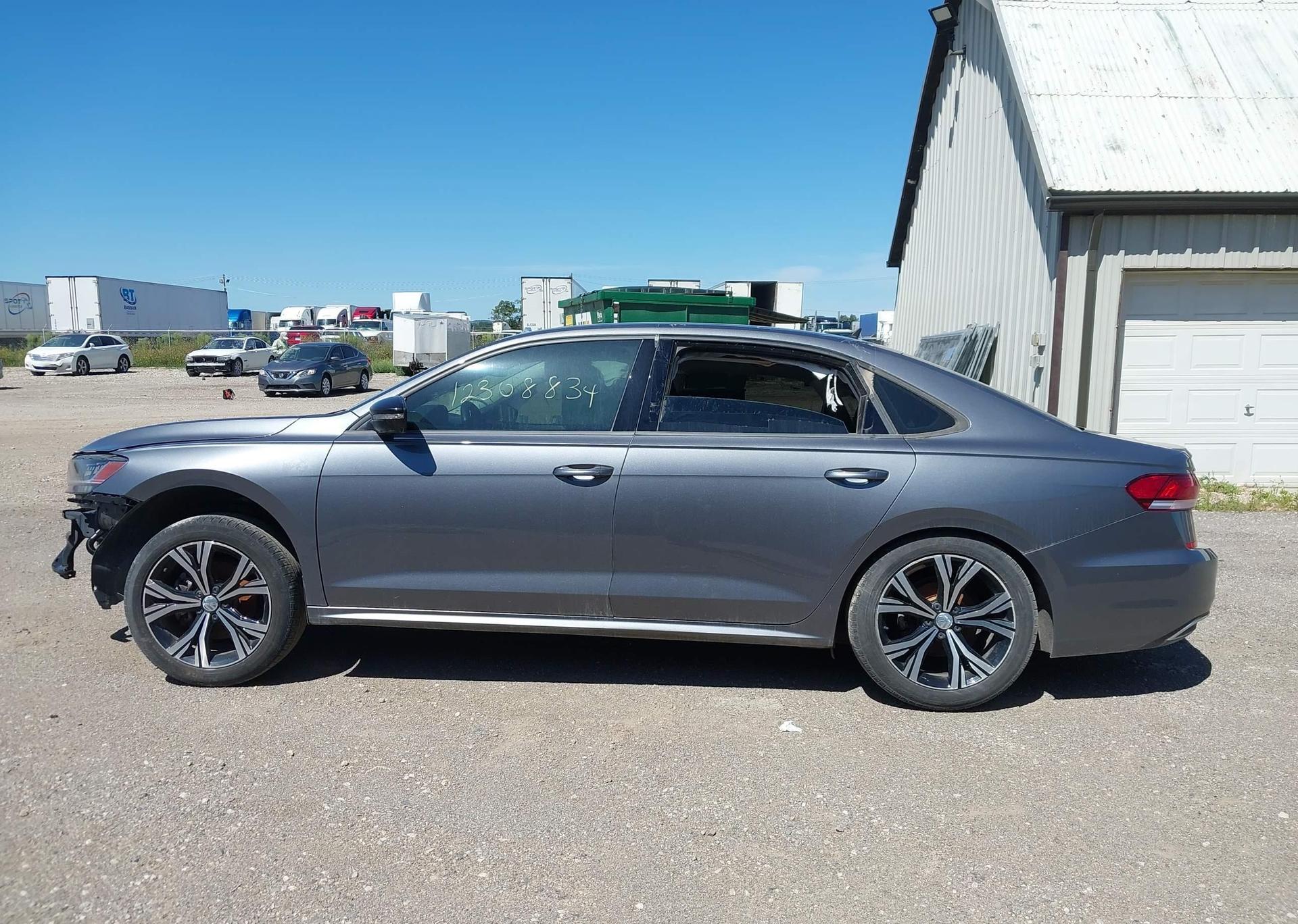 2022 VOLKSWAGEN PASSAT 2.0T LIMITED EDITION