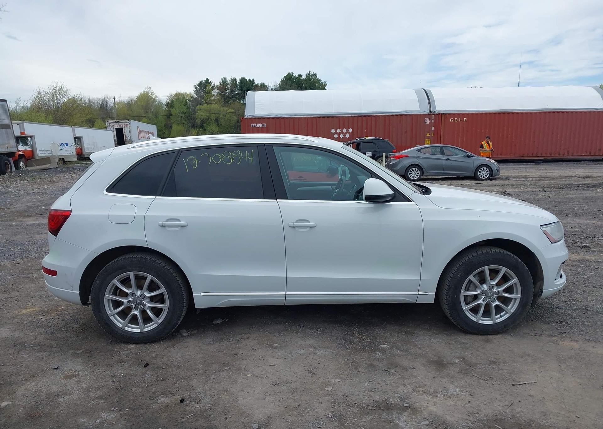 2013 AUDI Q5 PREMIUM