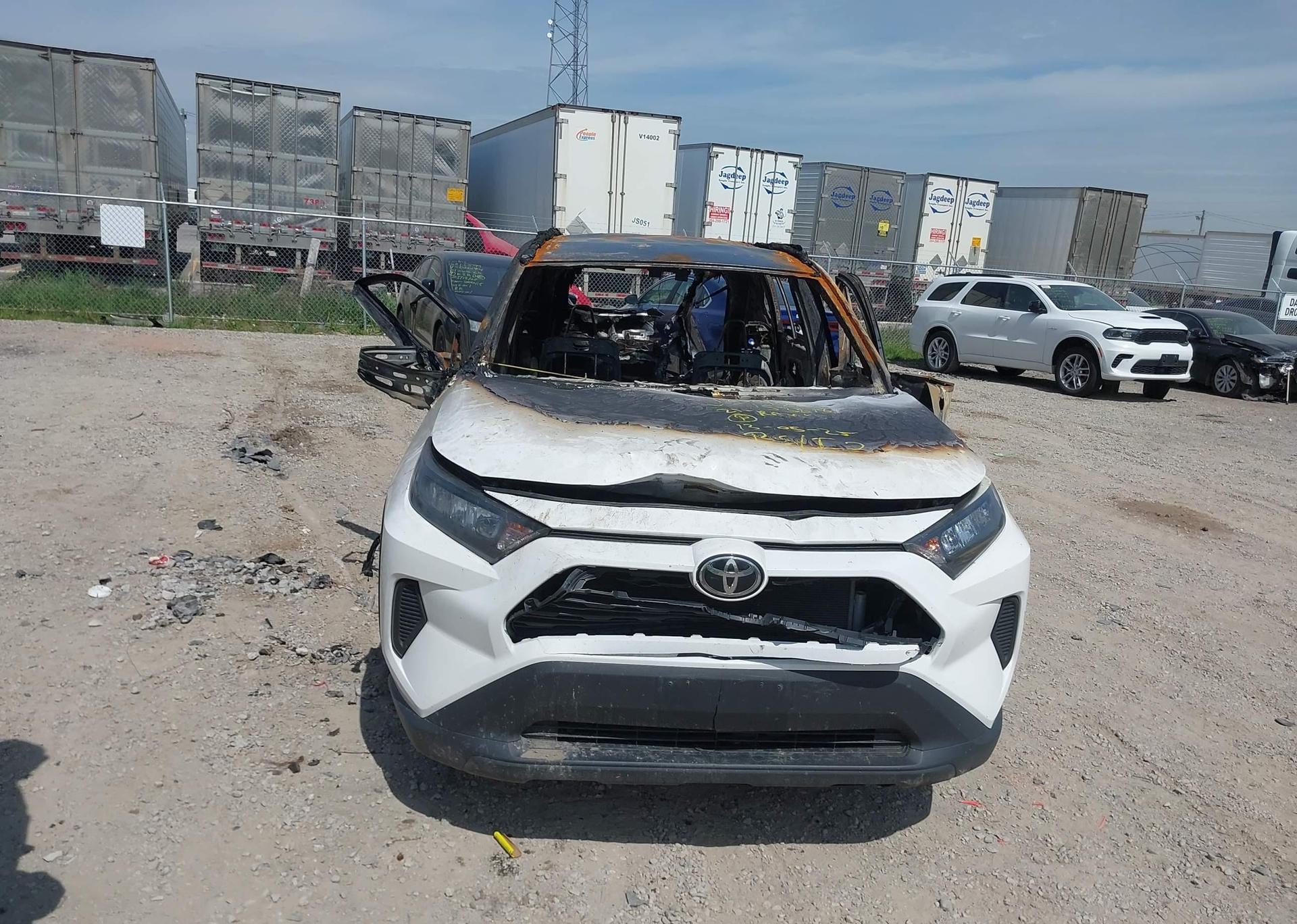 2021 TOYOTA RAV4 LE