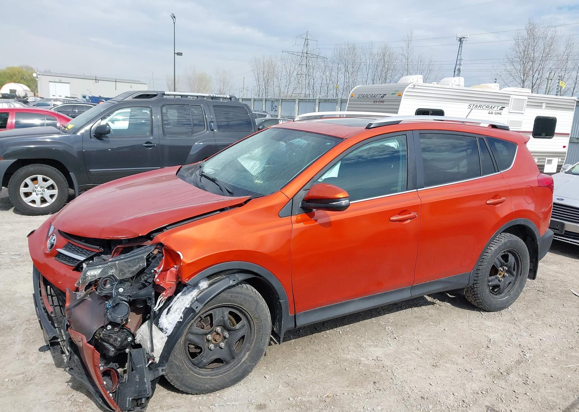 2015 TOYOTA RAV4 XLE