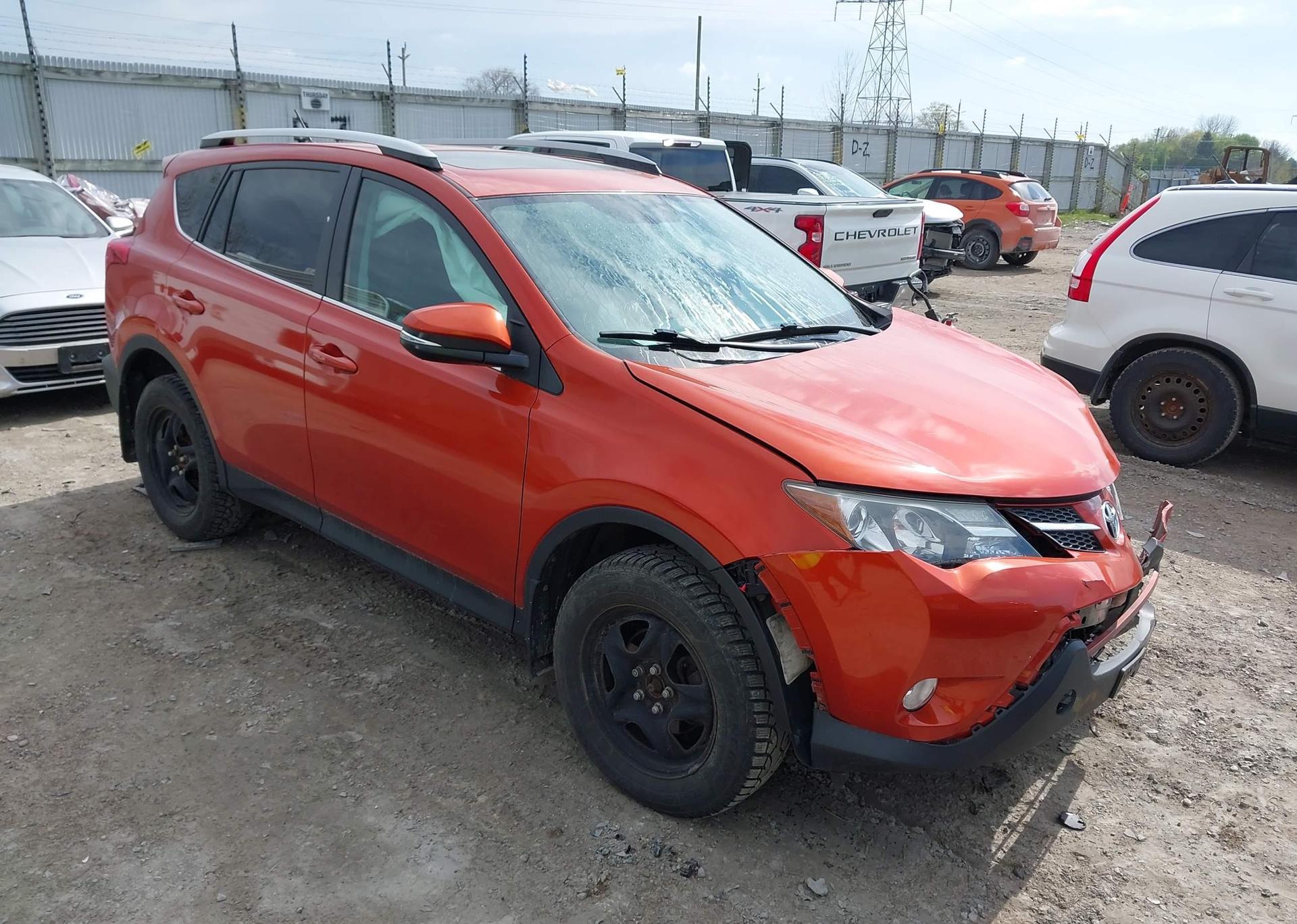2015 TOYOTA RAV4 XLE
