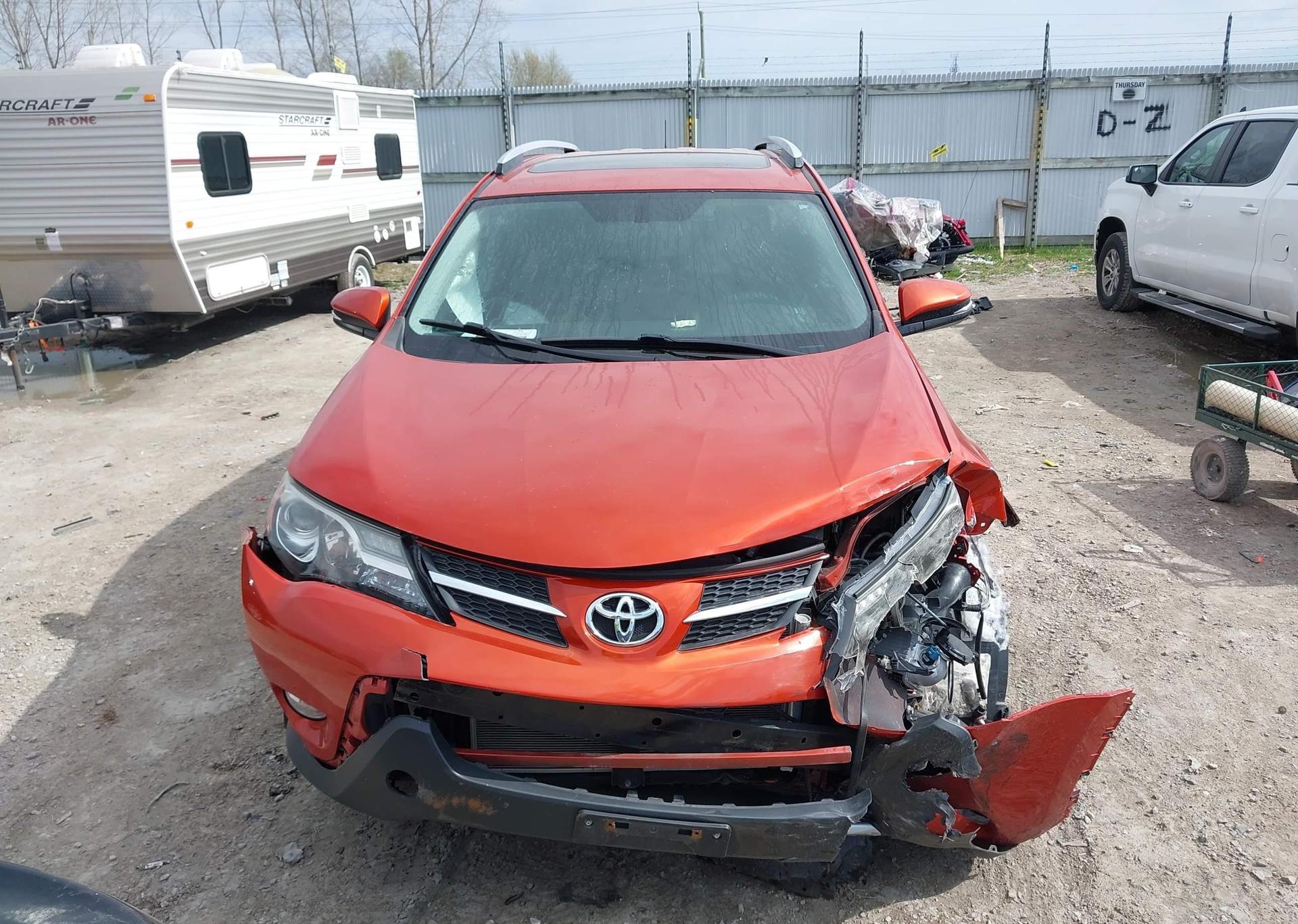 2015 TOYOTA RAV4 XLE