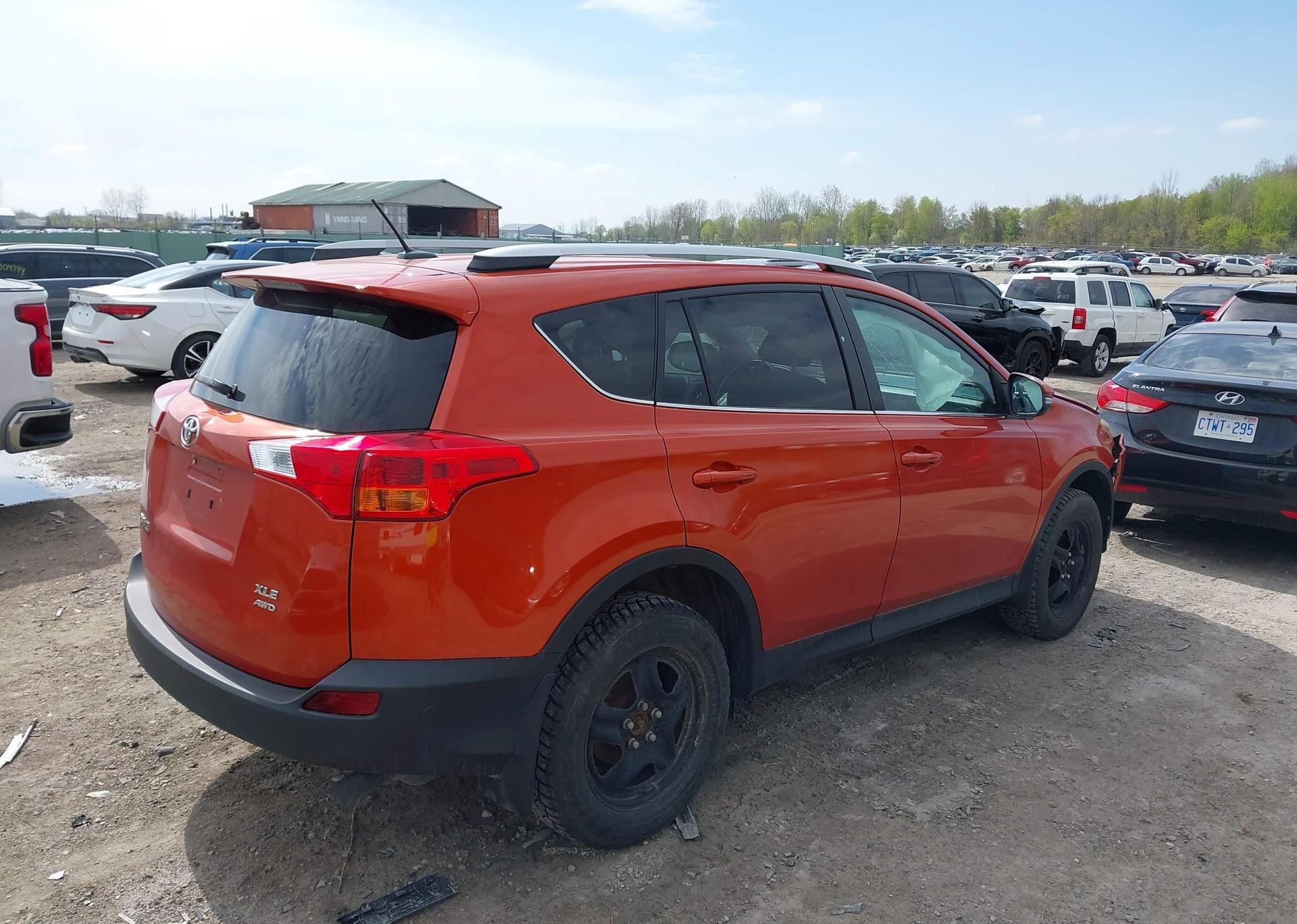 2015 TOYOTA RAV4 XLE