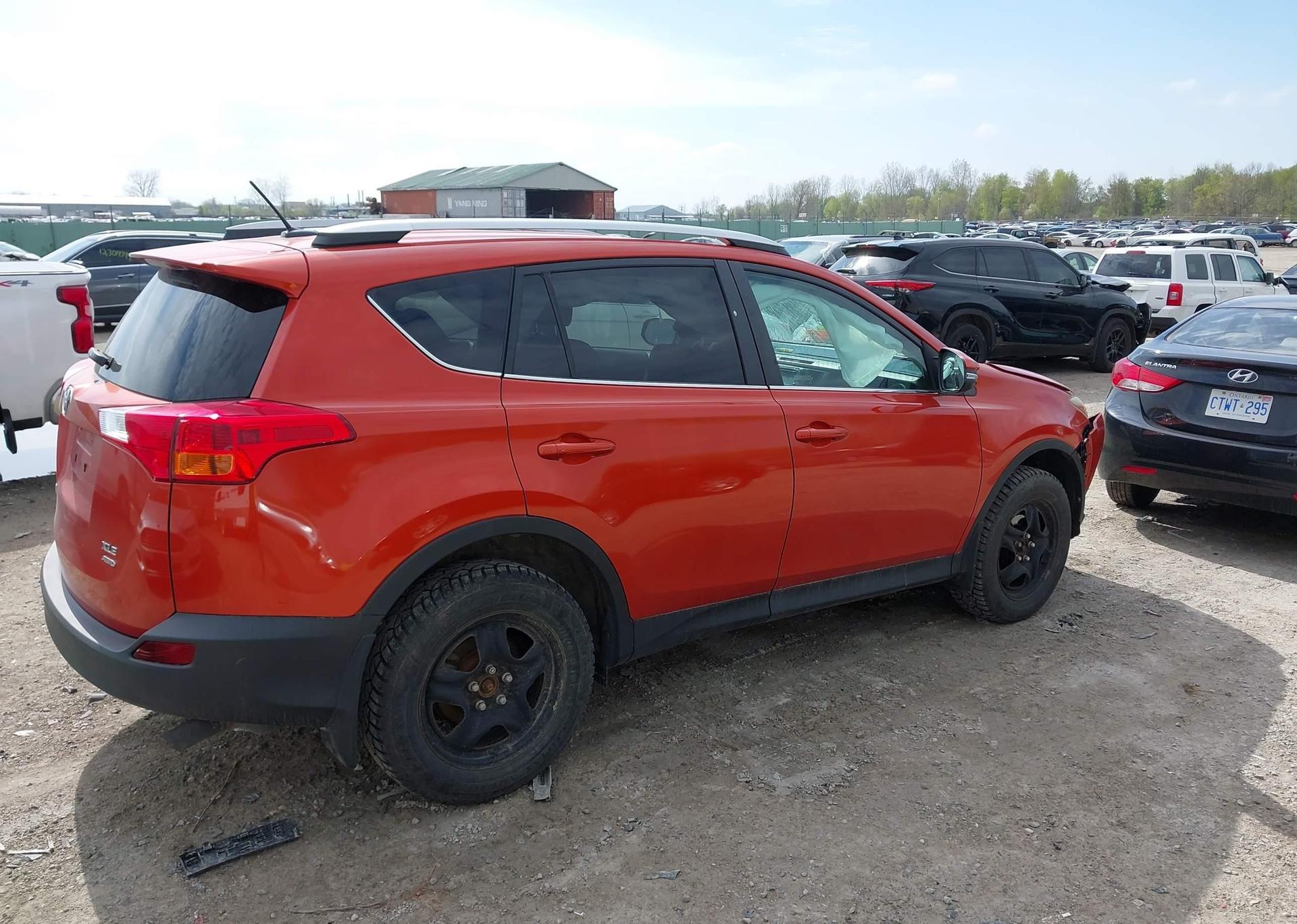 2015 TOYOTA RAV4 XLE
