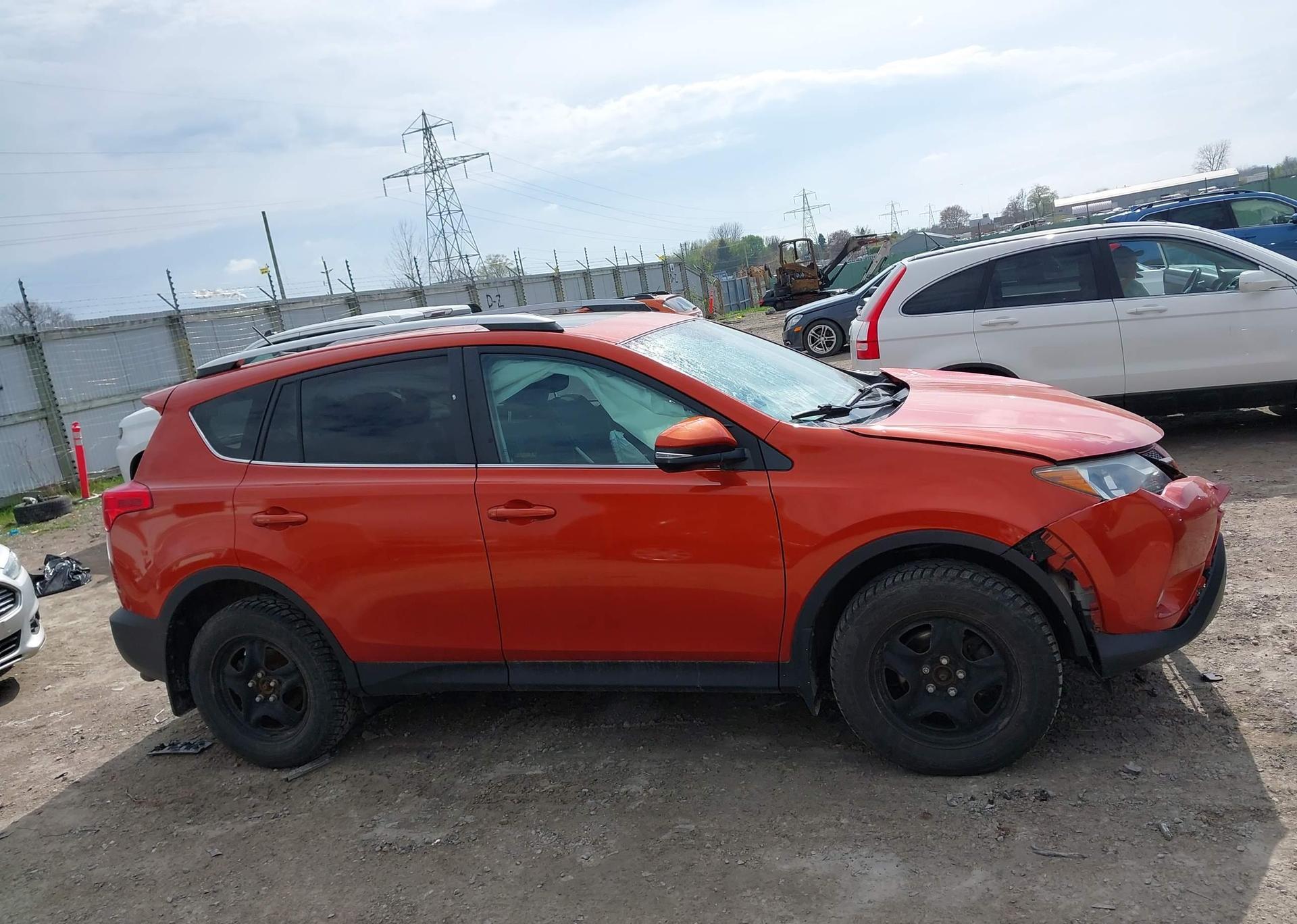 2015 TOYOTA RAV4 XLE