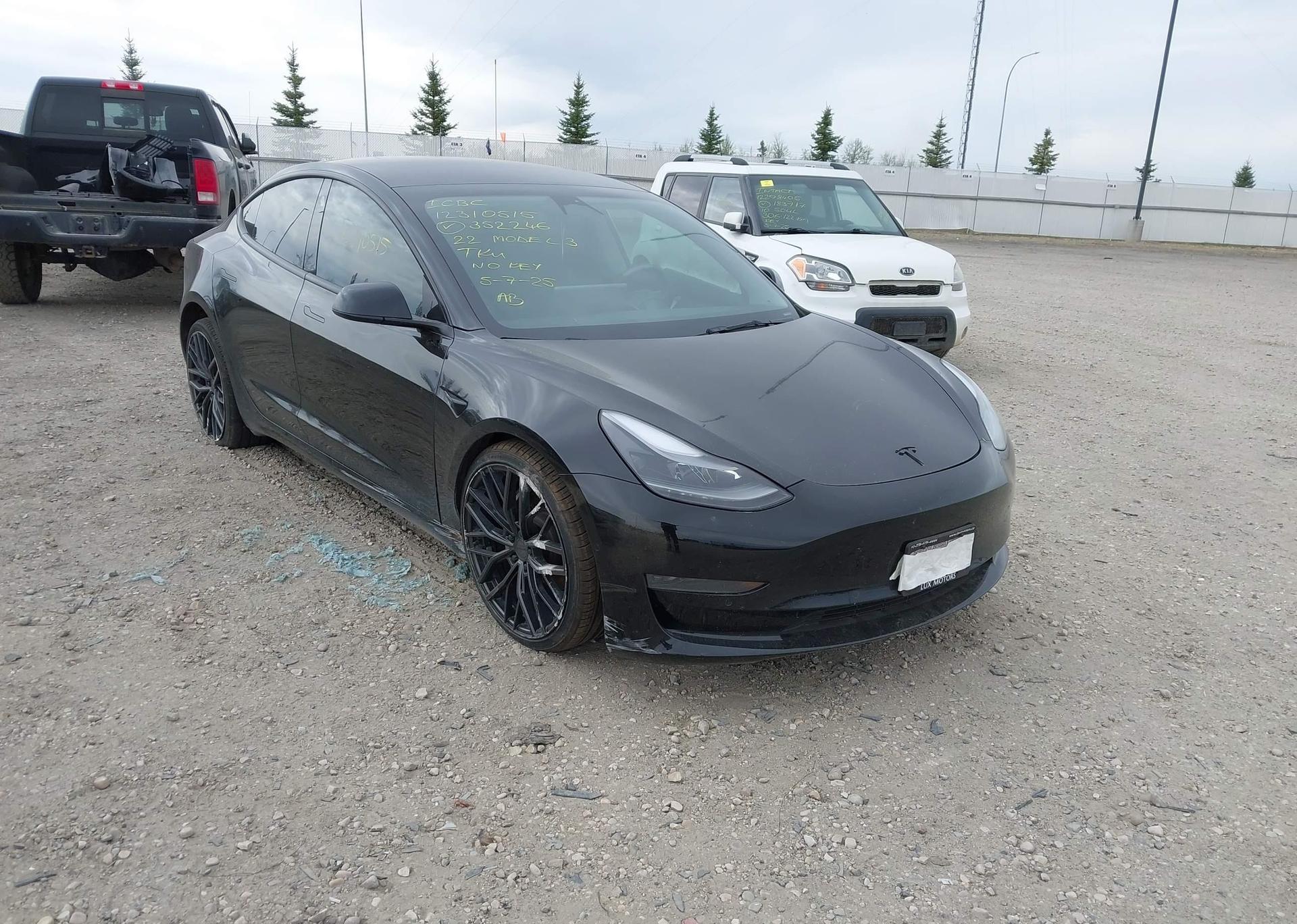 2022 TESLA MODEL 3