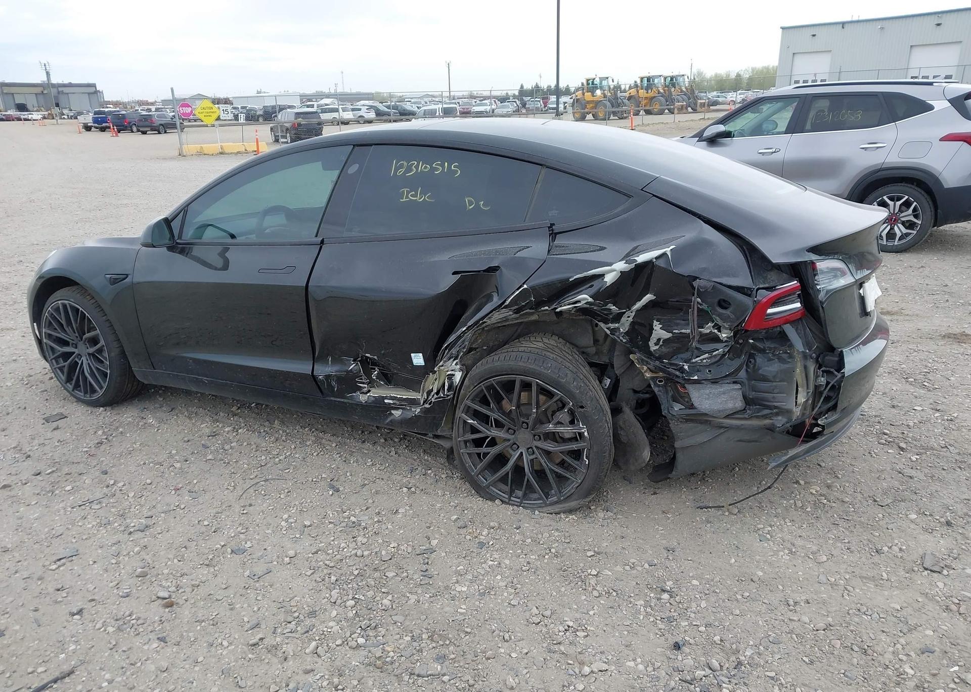 2022 TESLA MODEL 3