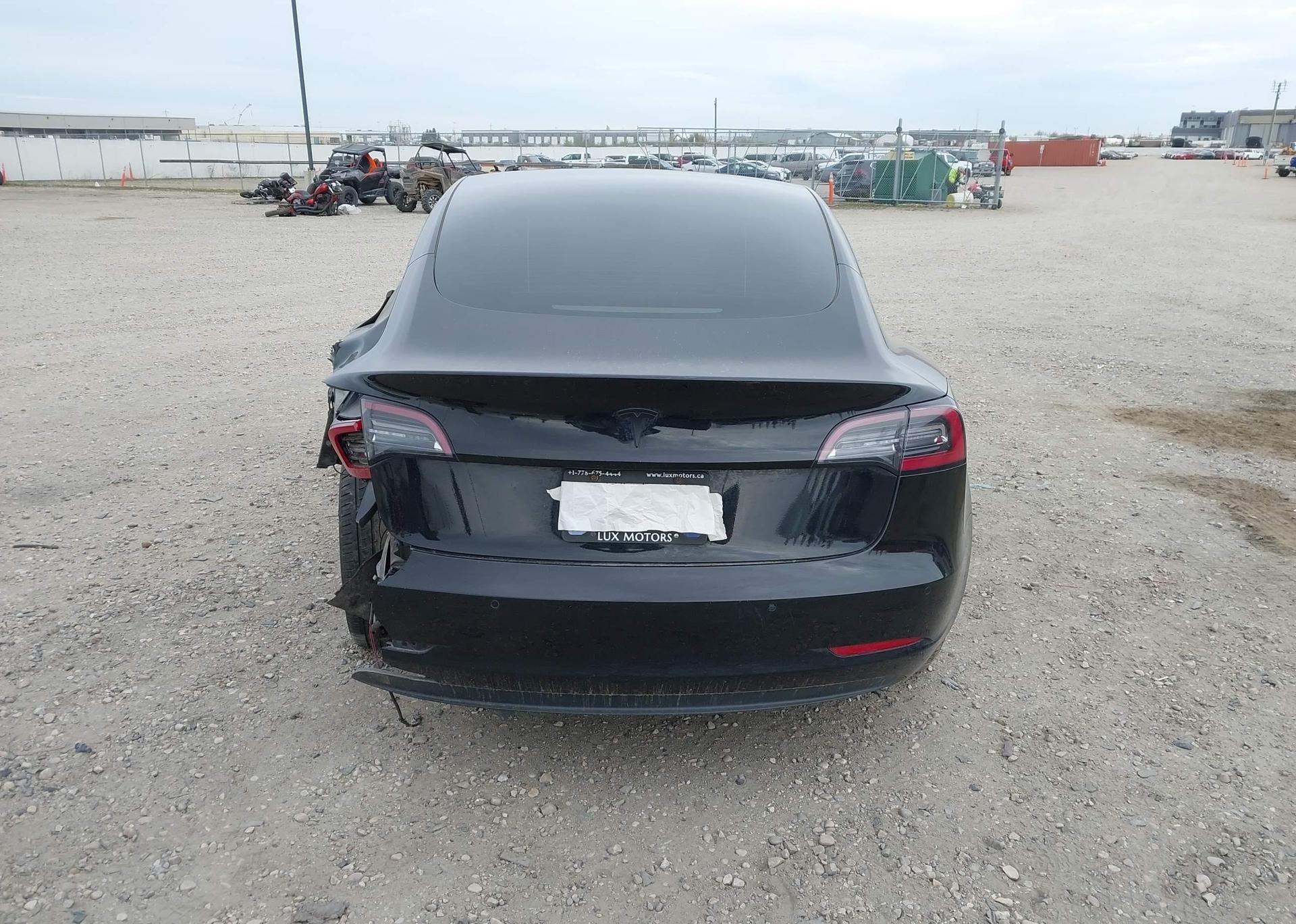 2022 TESLA MODEL 3