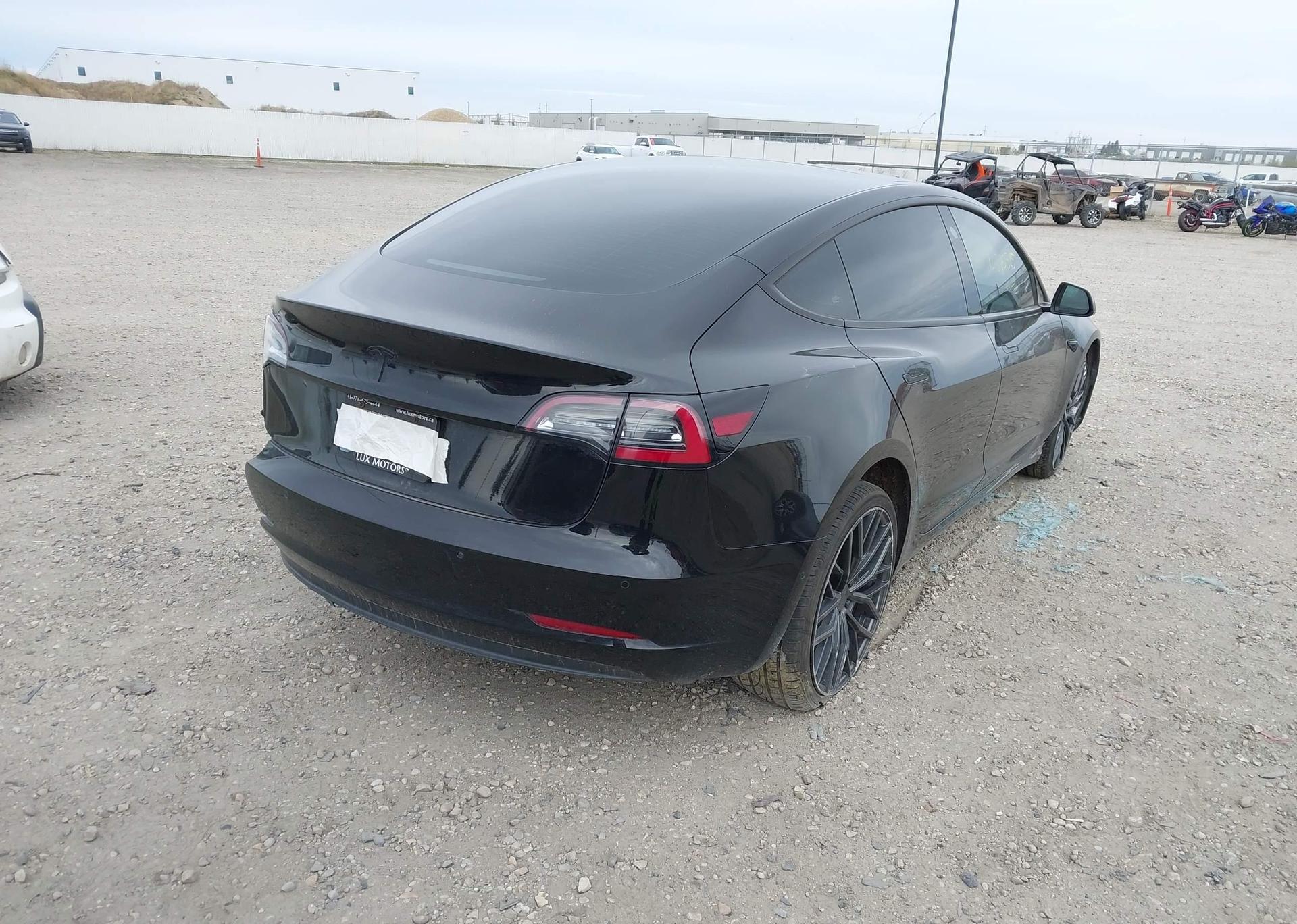 2022 TESLA MODEL 3