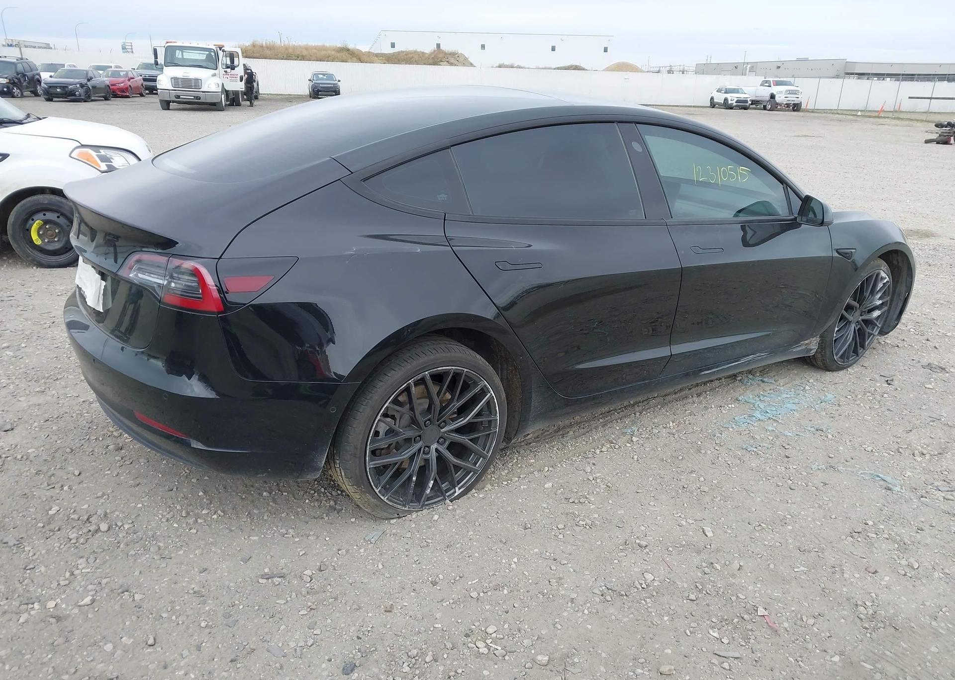 2022 TESLA MODEL 3