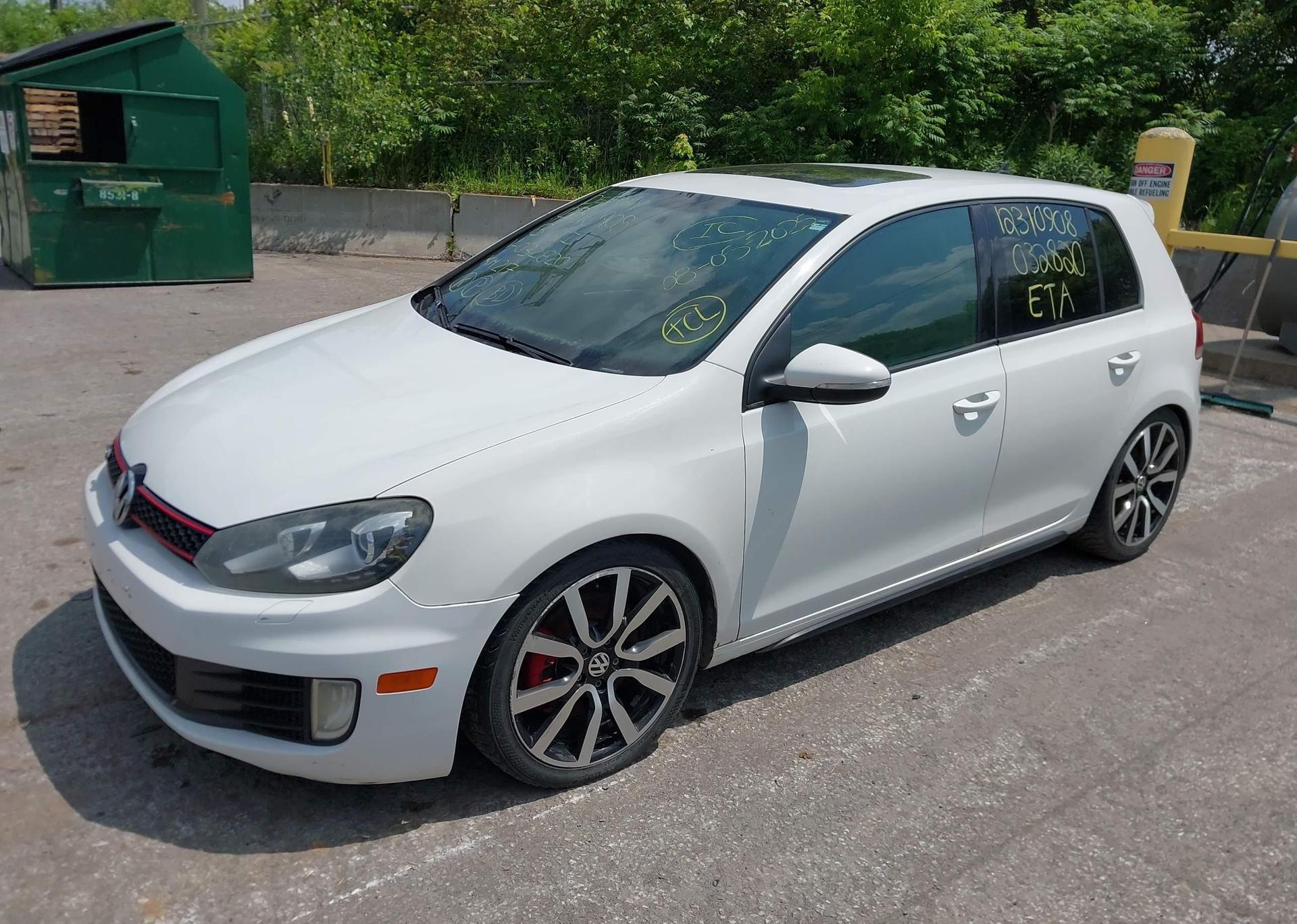 2013 VOLKSWAGEN GTI