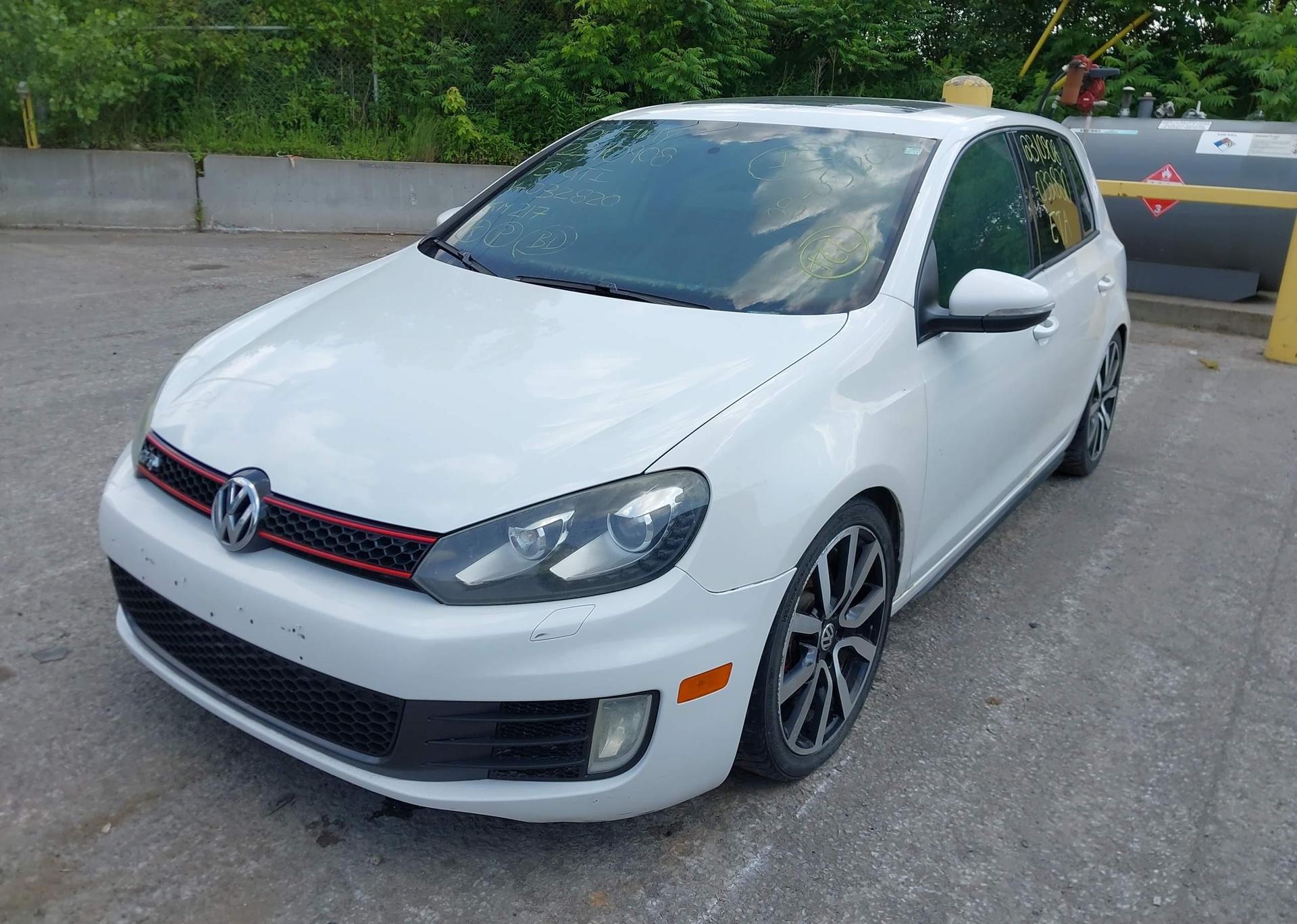 2013 VOLKSWAGEN GTI