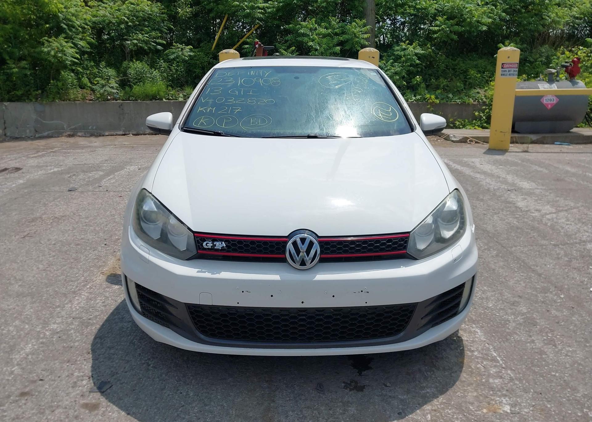 2013 VOLKSWAGEN GTI