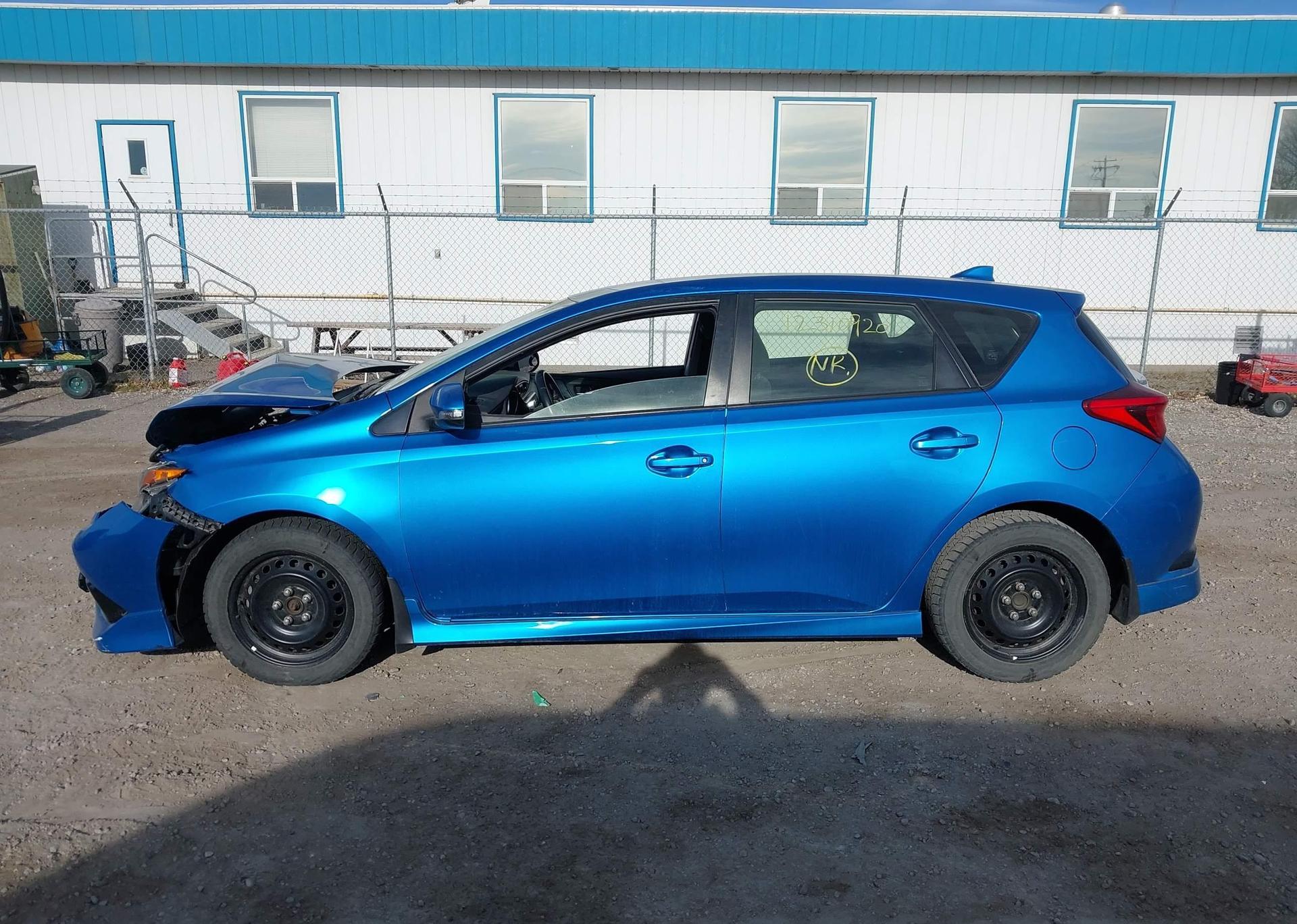 2017 TOYOTA COROLLA iM