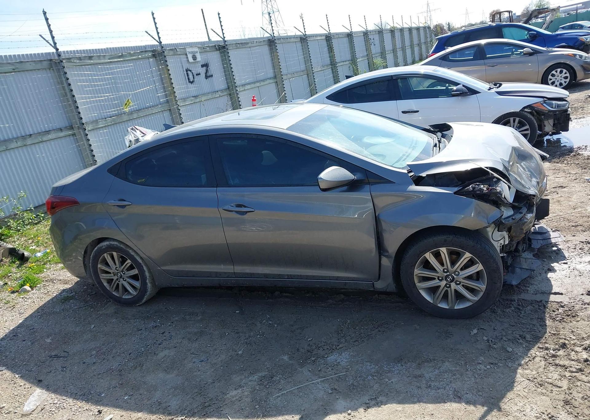2014 HYUNDAI ELANTRA SE