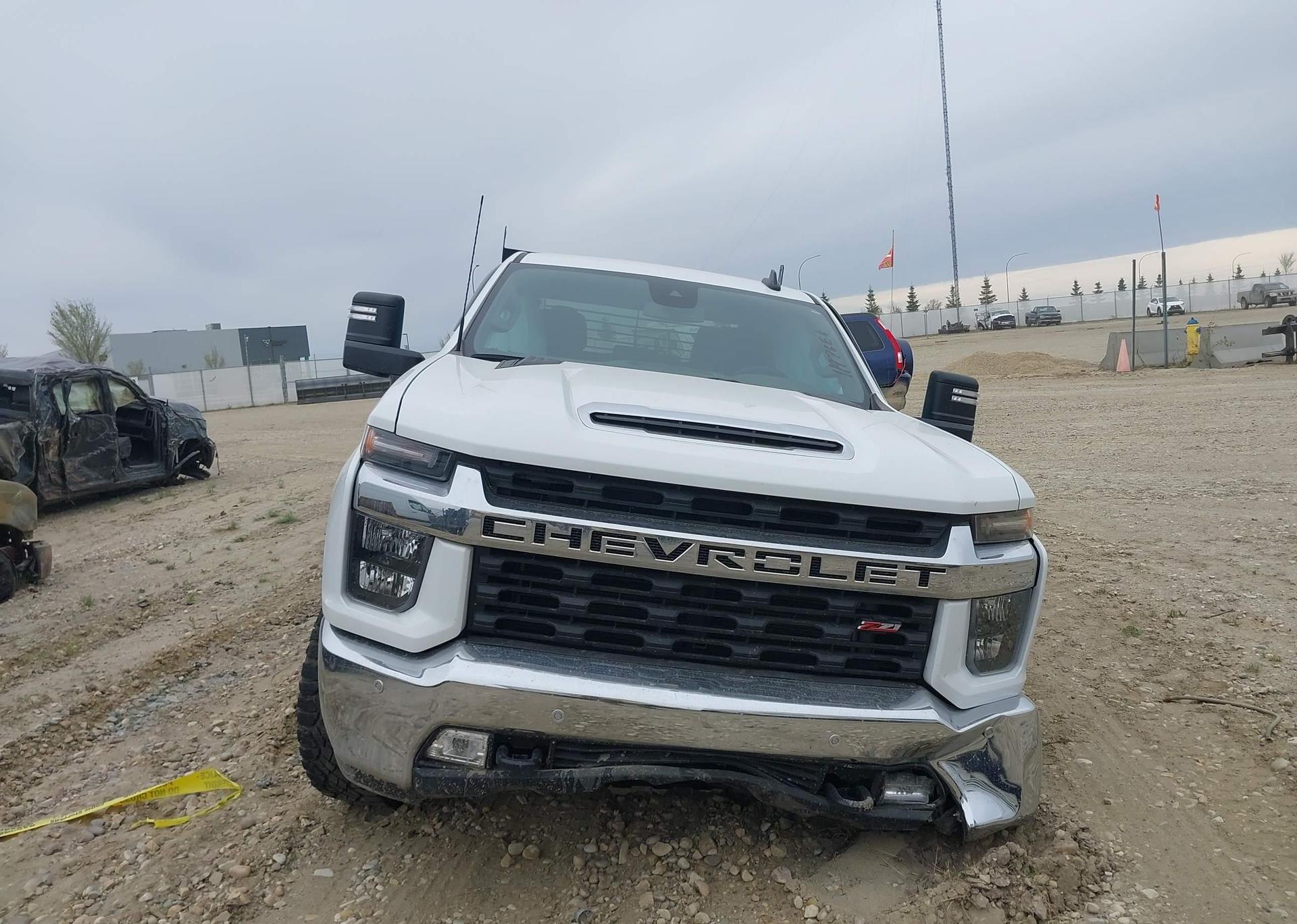 2023 CHEVROLET SILVERADO K3500 LT