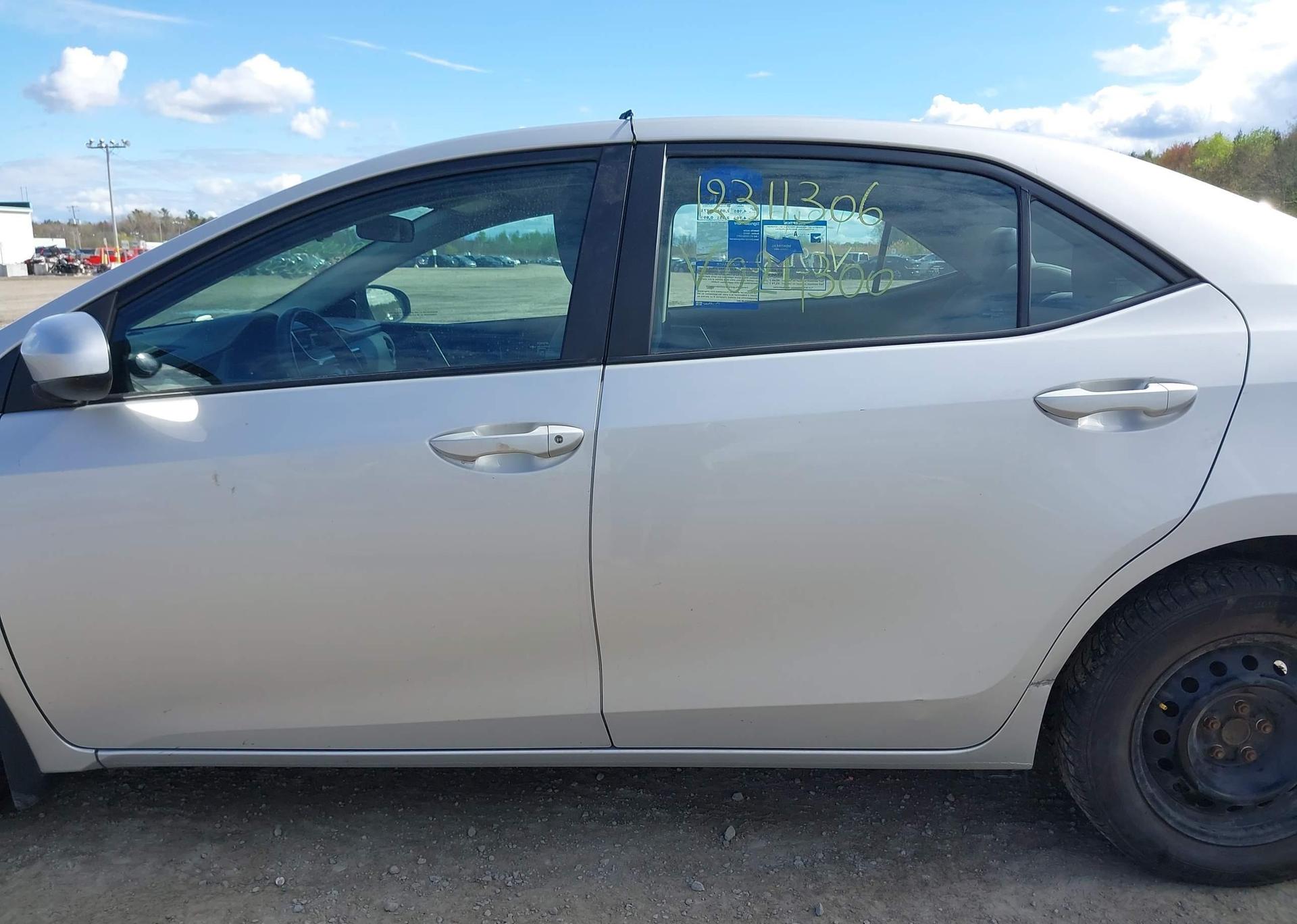 2018 TOYOTA COROLLA