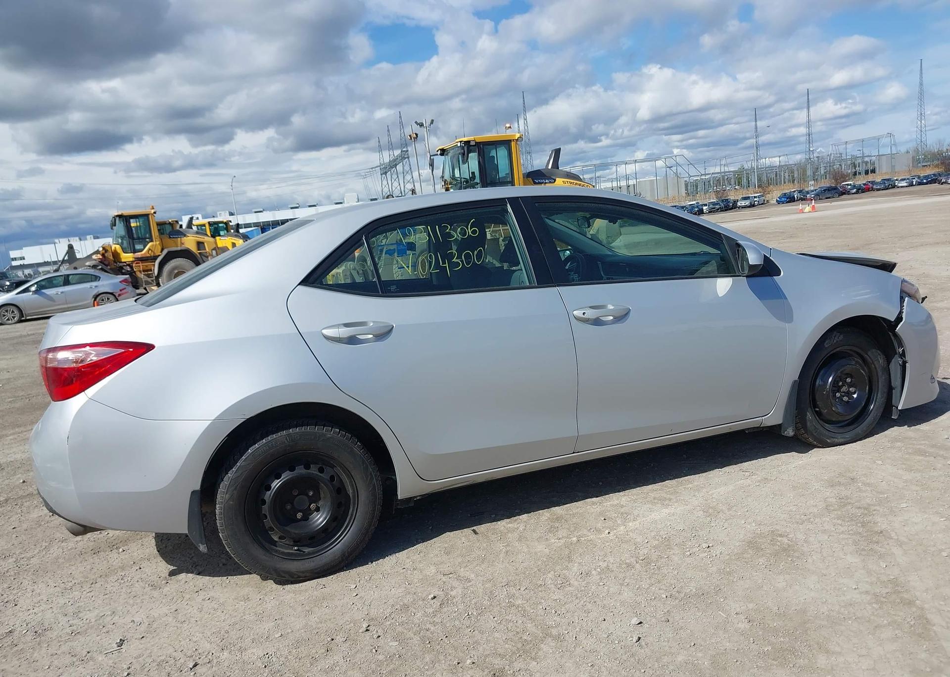 2018 TOYOTA COROLLA