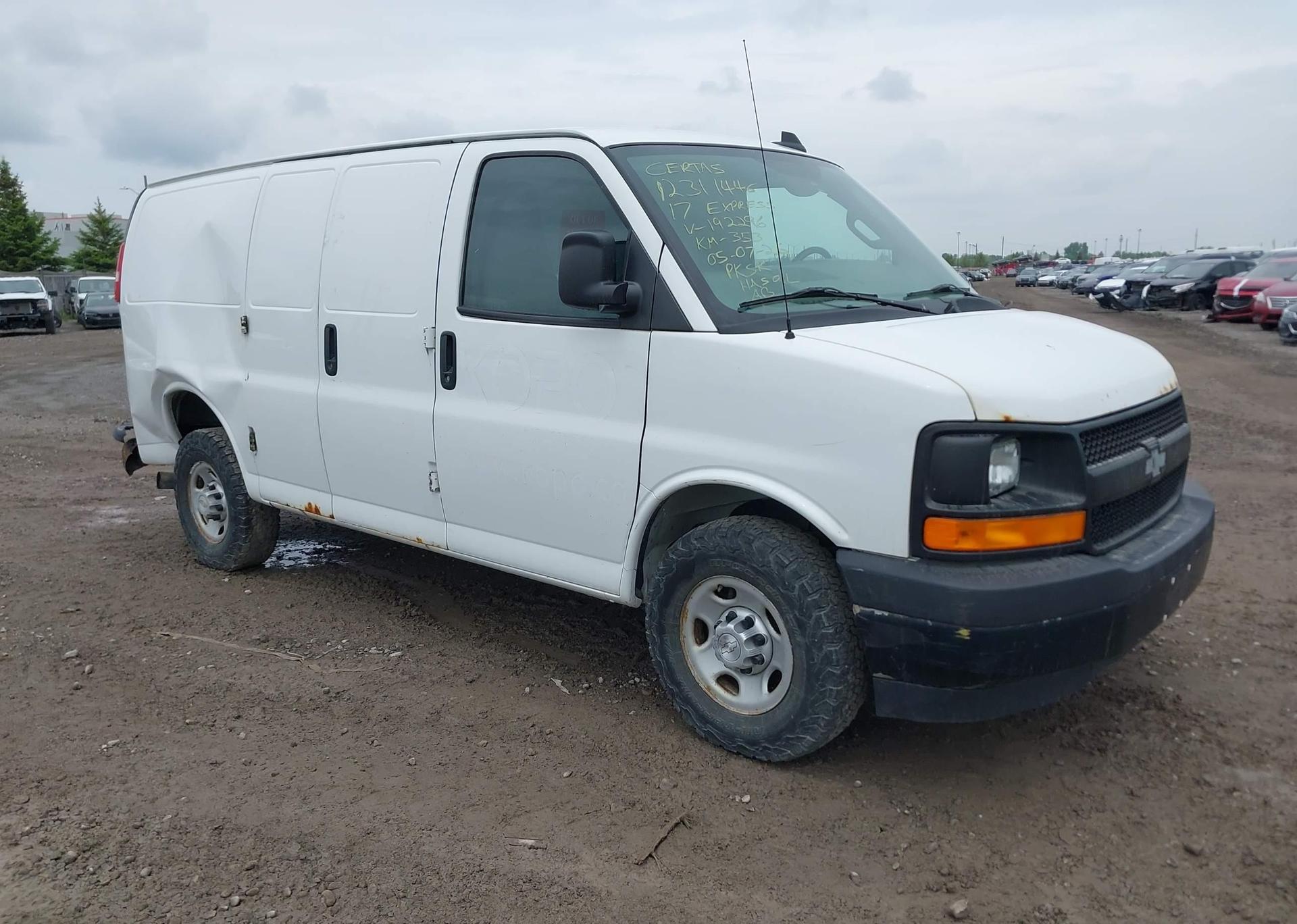 2017 CHEVROLET EXPRESS G2500