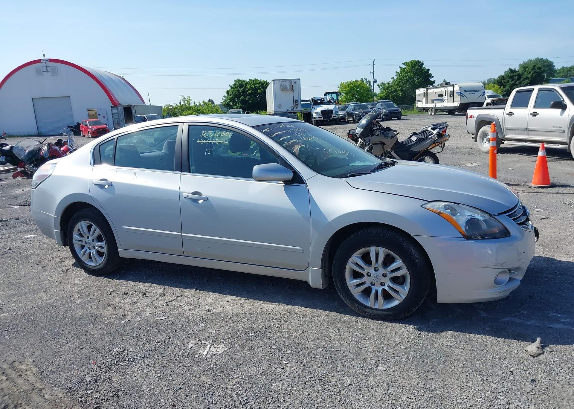2012 NISSAN ALTIMA