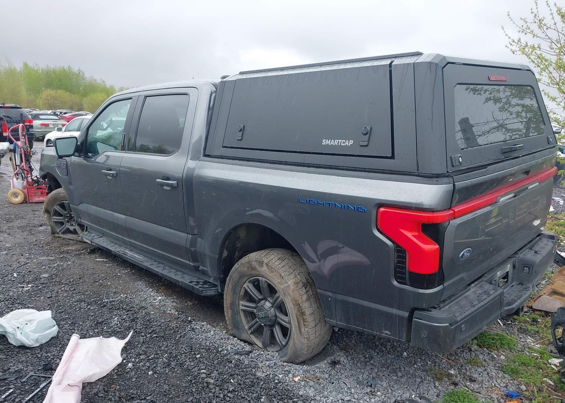 2023 FORD F-150 LIGHTNING LARIAT