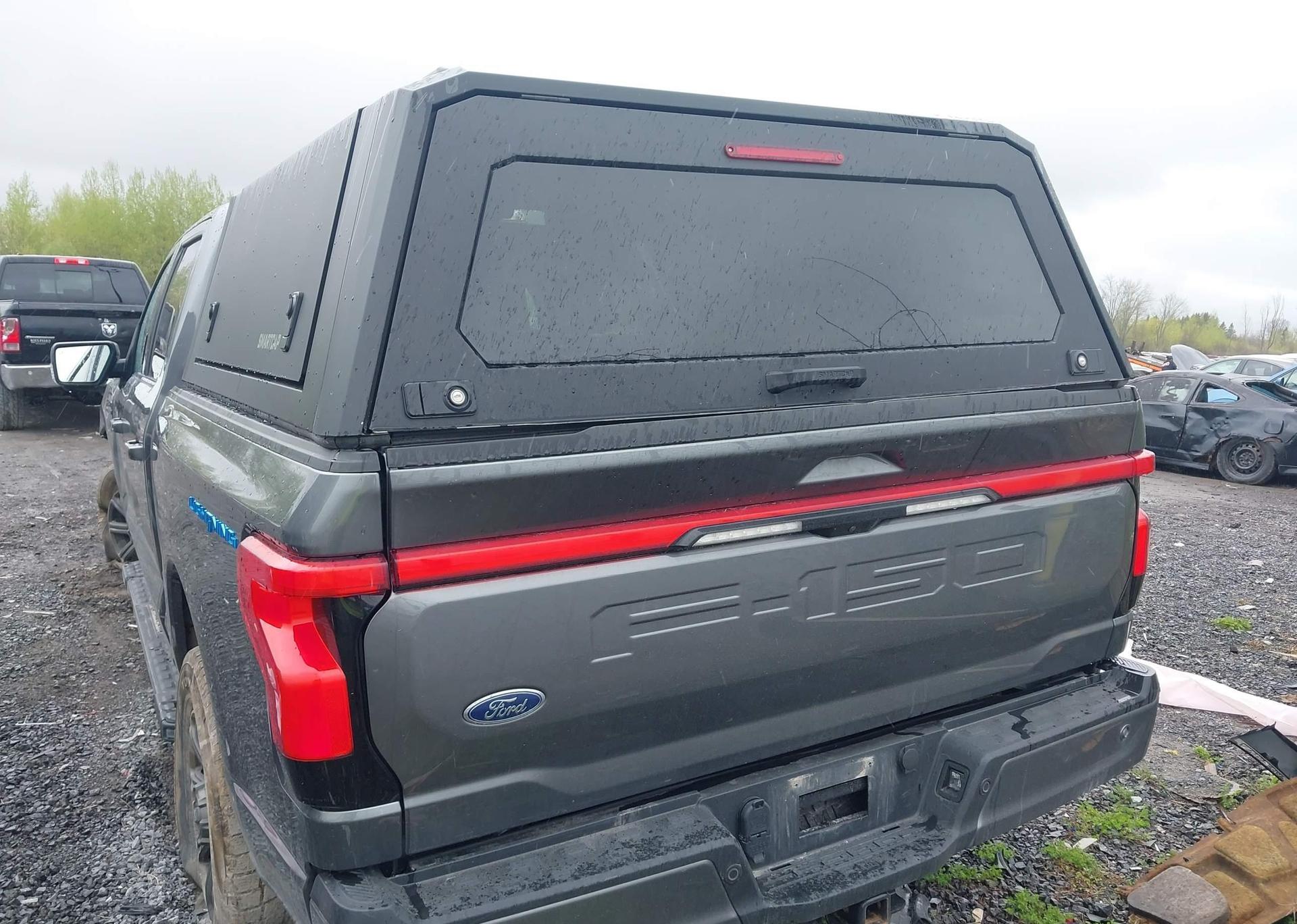2023 FORD F-150 LIGHTNING LARIAT