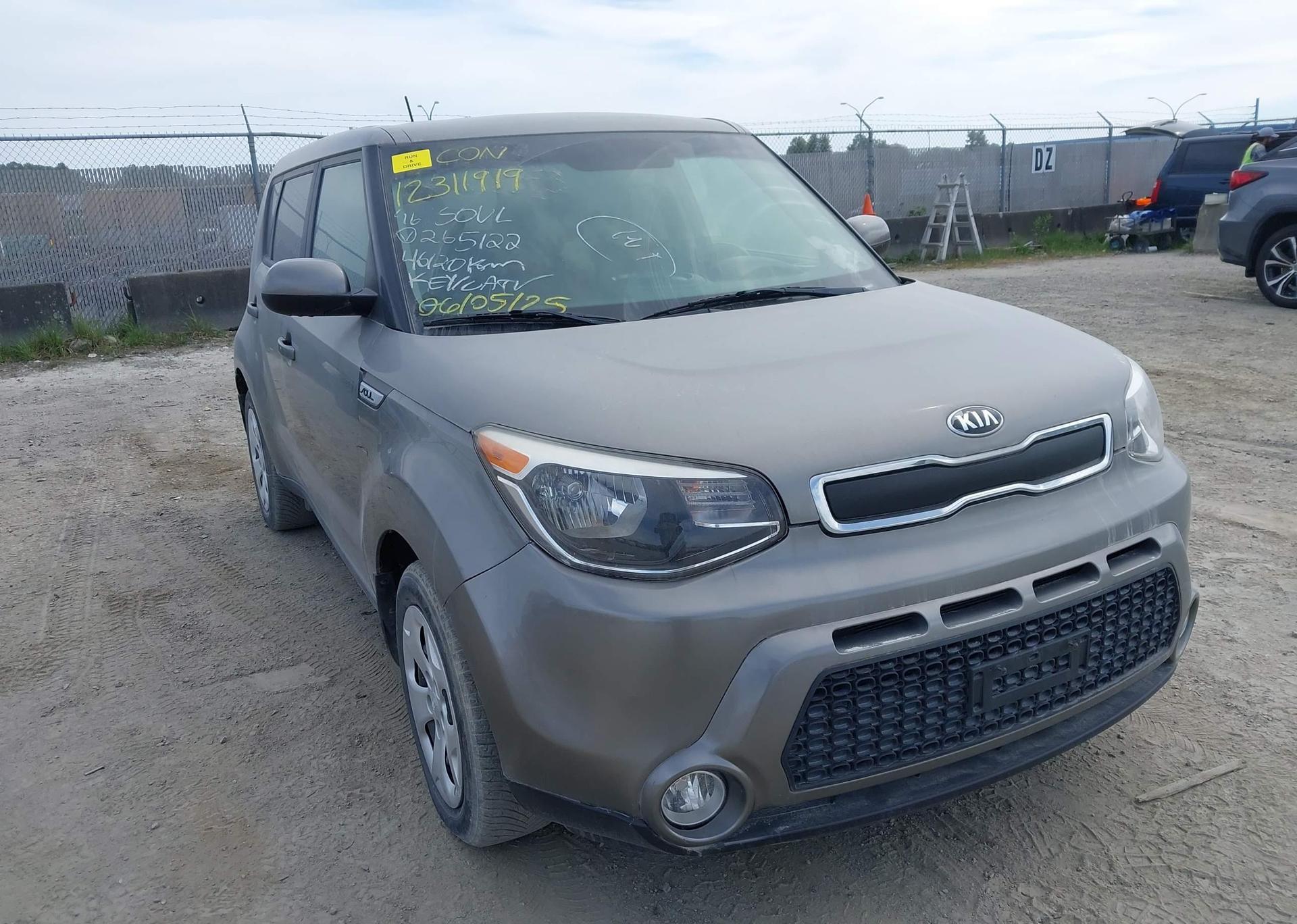 2016 KIA SOUL