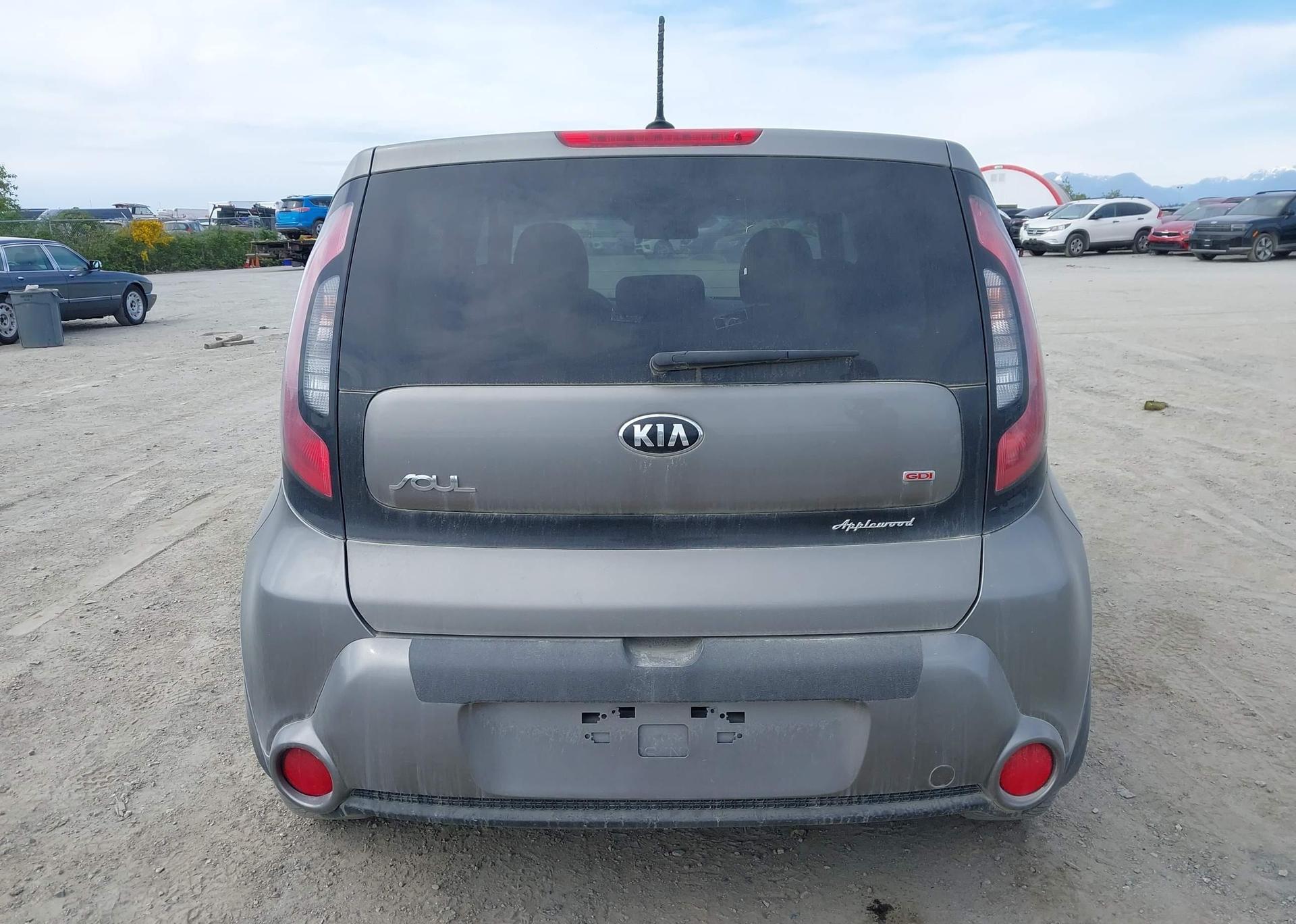 2016 KIA SOUL
