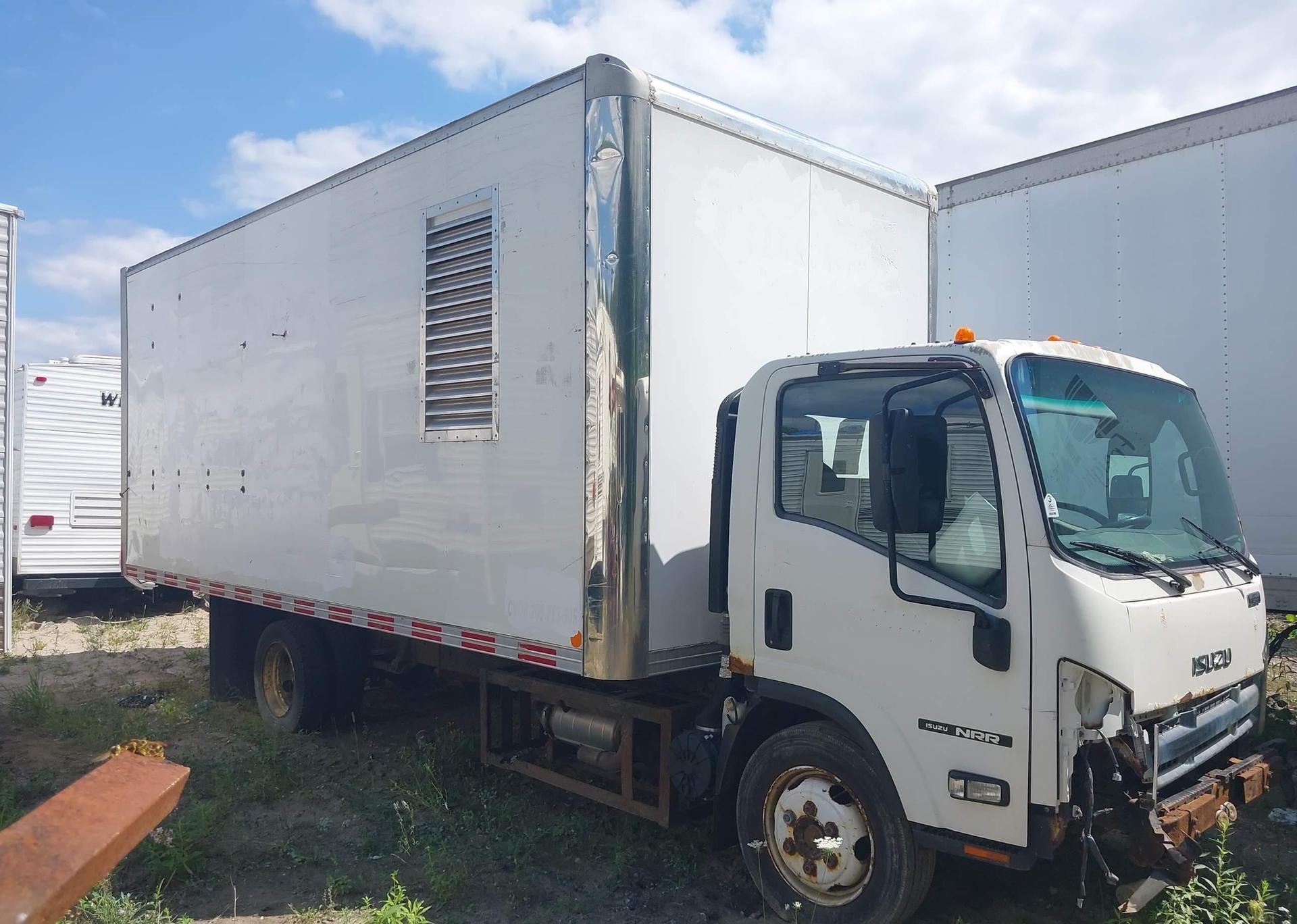 2011 ISUZU NRR