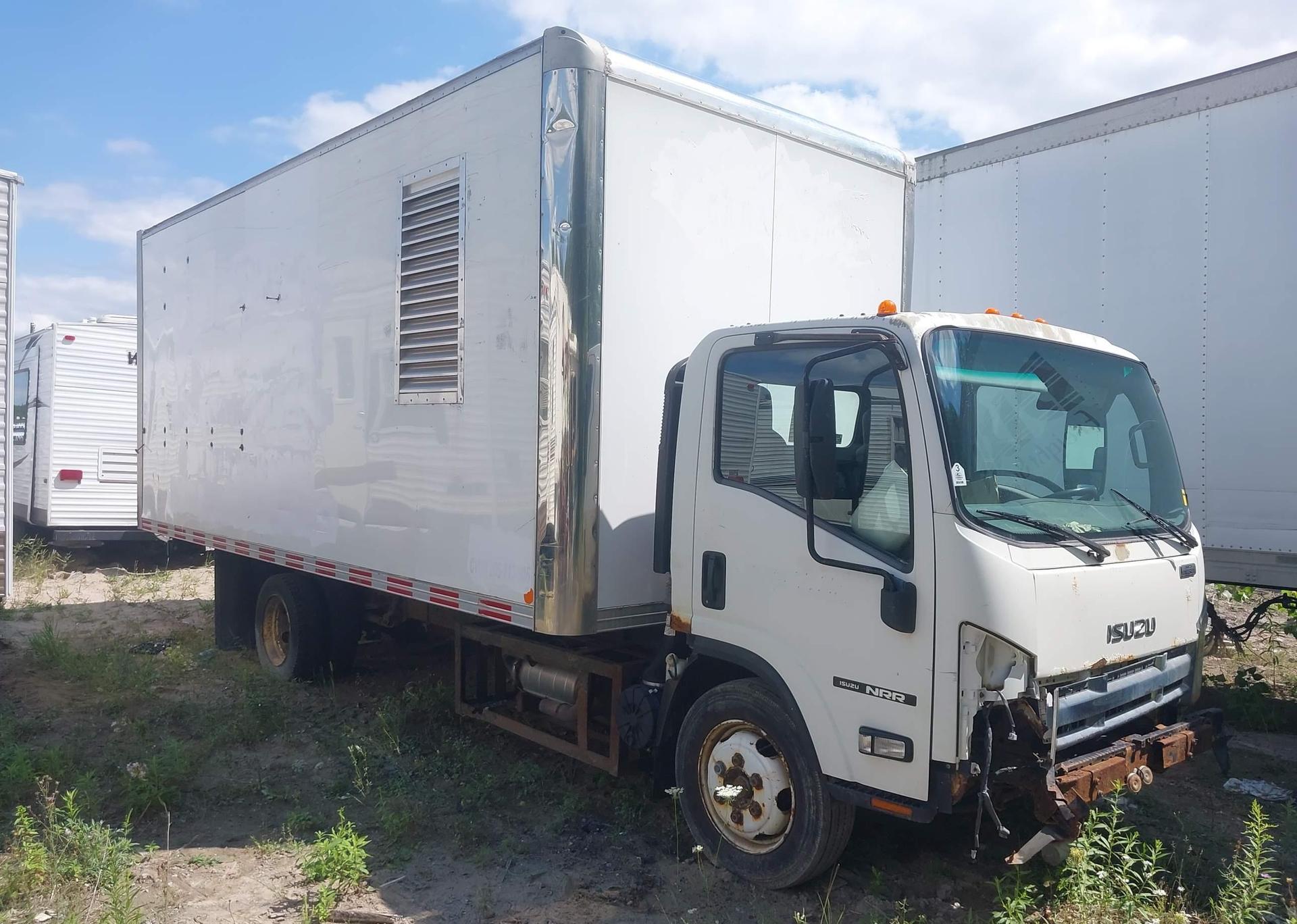 2011 ISUZU NRR