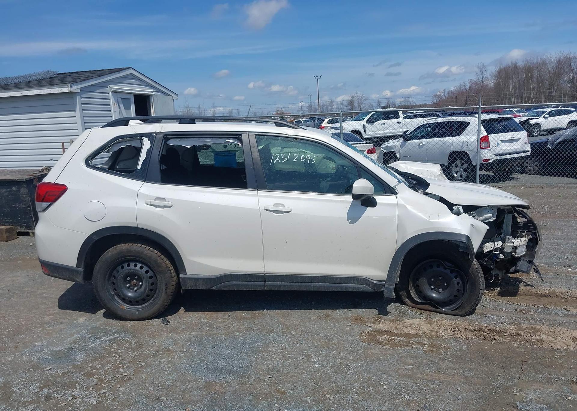 2021 SUBARU FORESTER