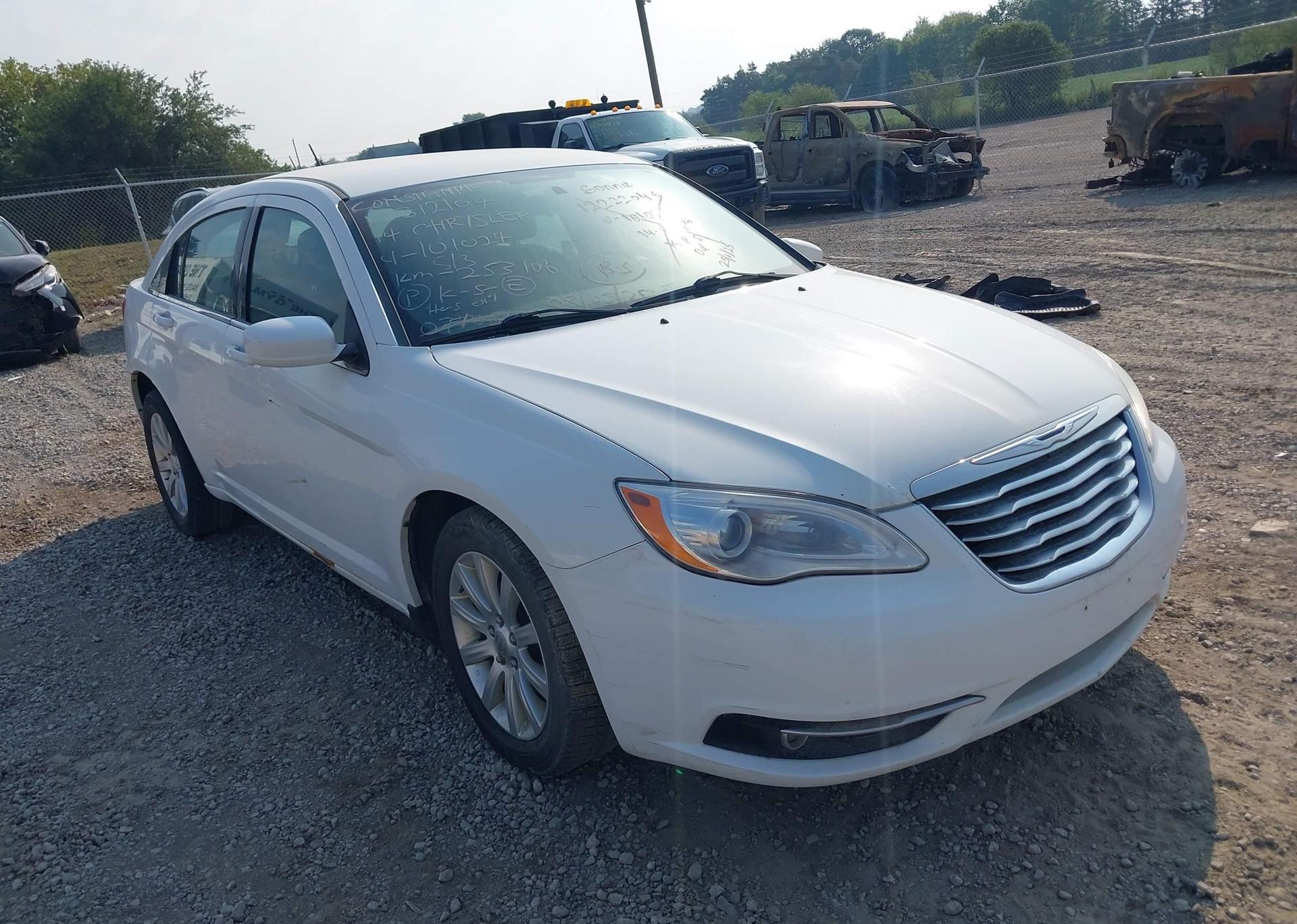 2014 CHRYSLER 200 TOURING