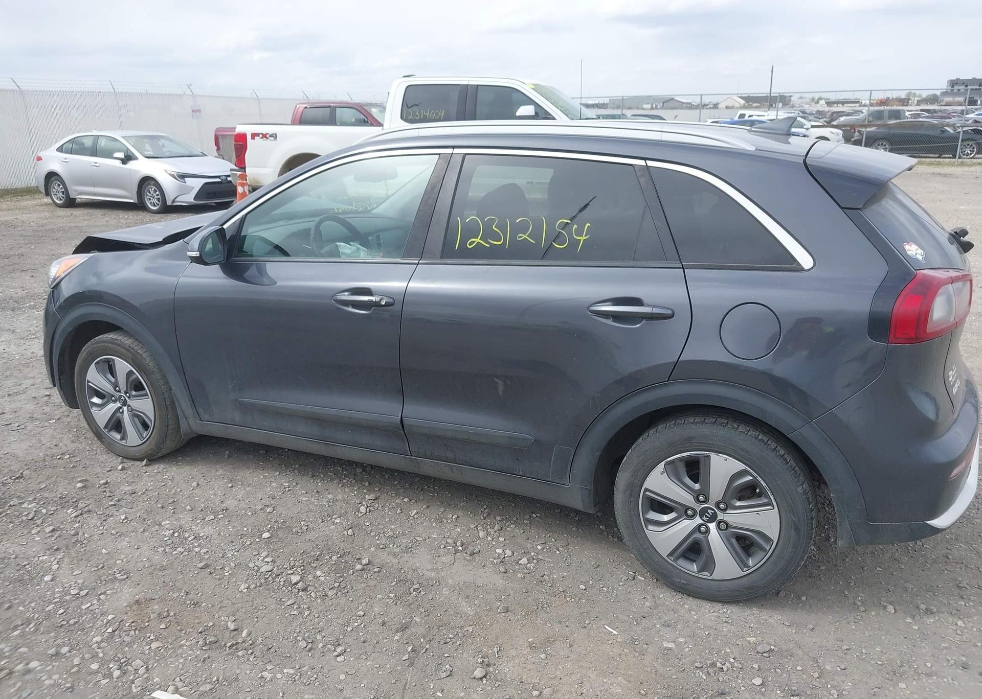 2019 KIA NIRO EX