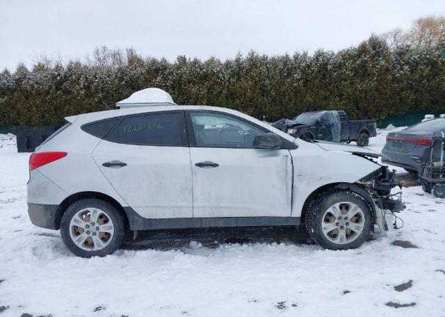 2013 HYUNDAI TUCSON GL