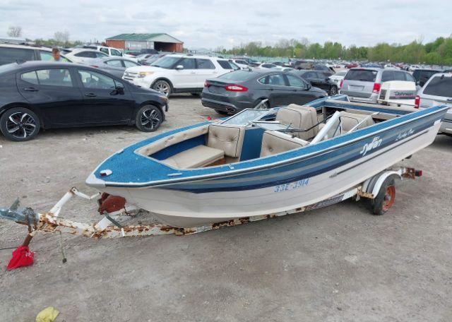 1985 SYLVAN SUNCHASER BOAT & TRAILER