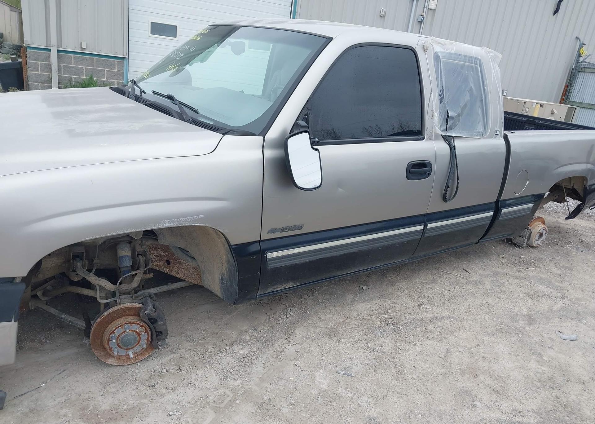 1999 CHEVROLET SILVERADO 1500 LS