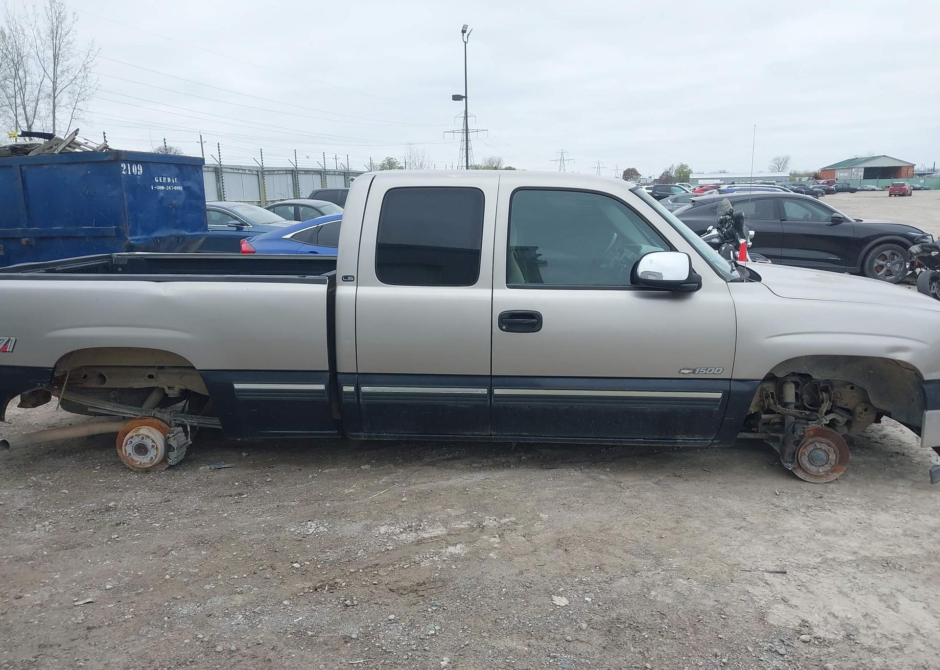 1999 CHEVROLET SILVERADO 1500 LS