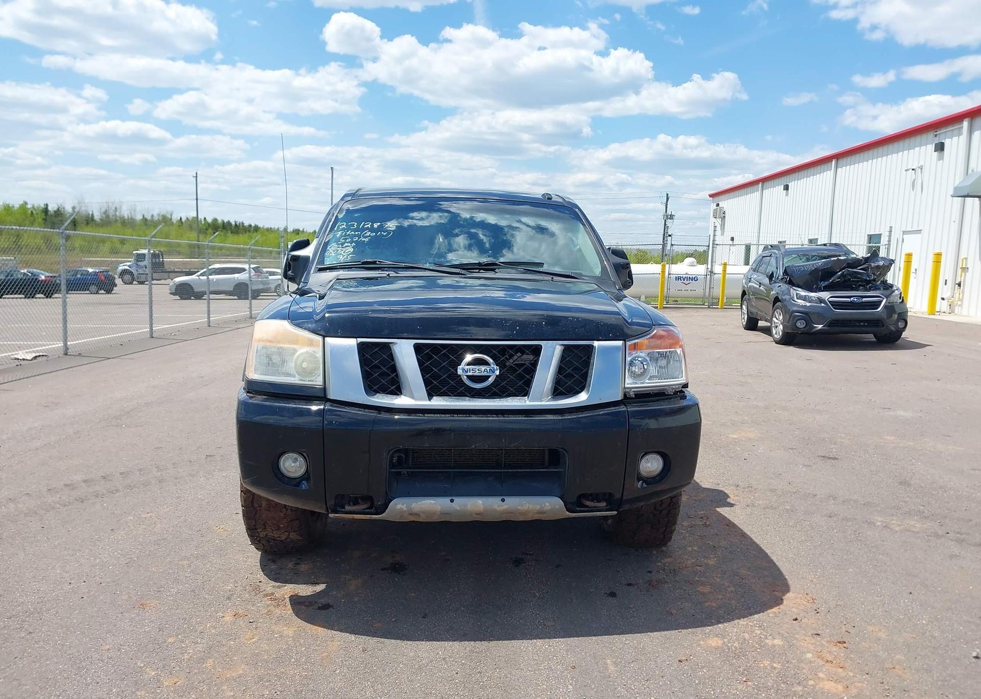 2014 NISSAN TITAN S