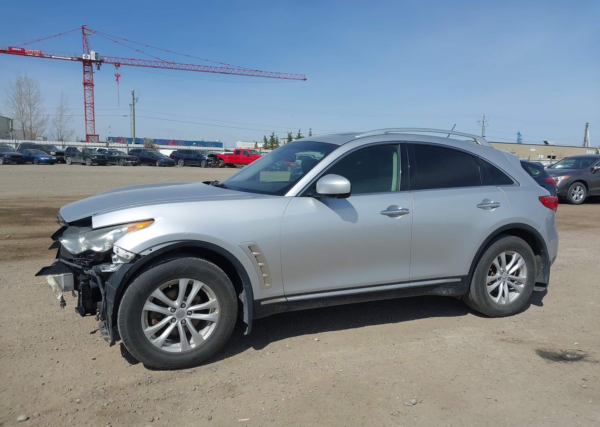 2011 INFINITI FX35