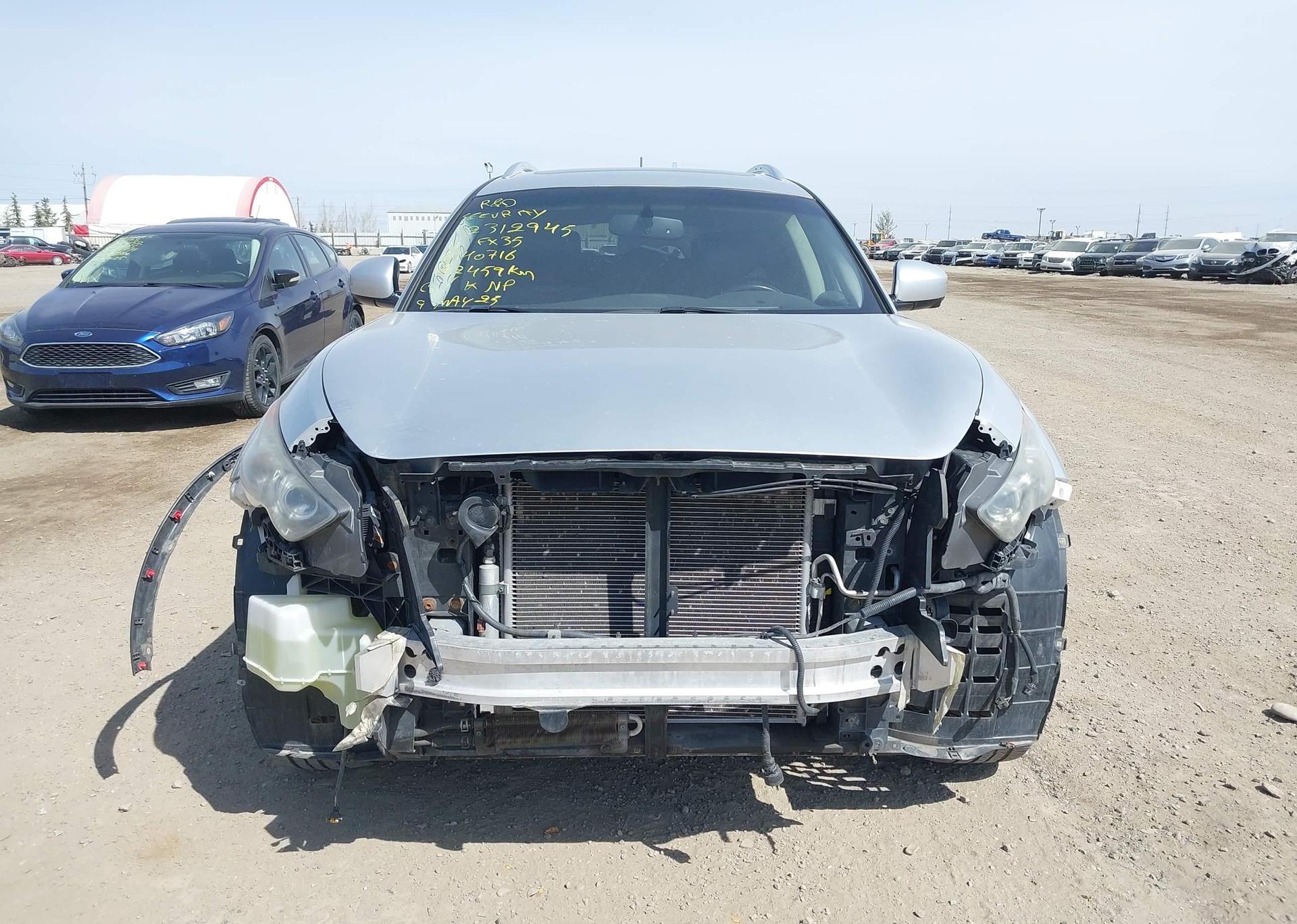 2011 INFINITI FX35