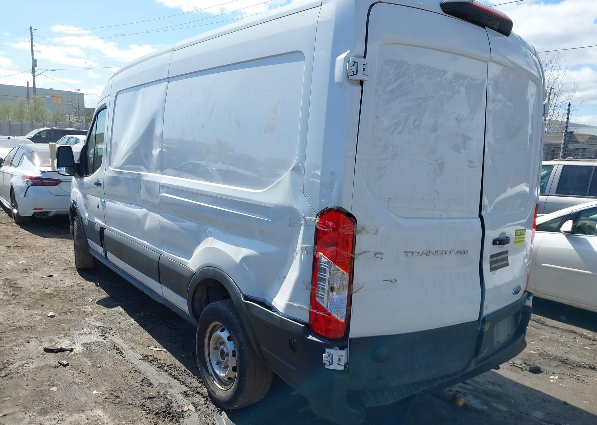 2020 FORD transit t-250