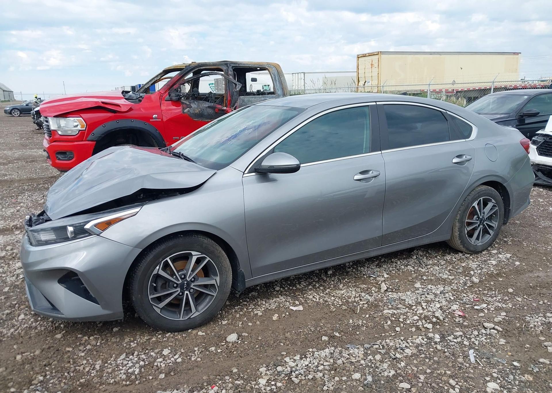2022 KIA FORTE GT LINE