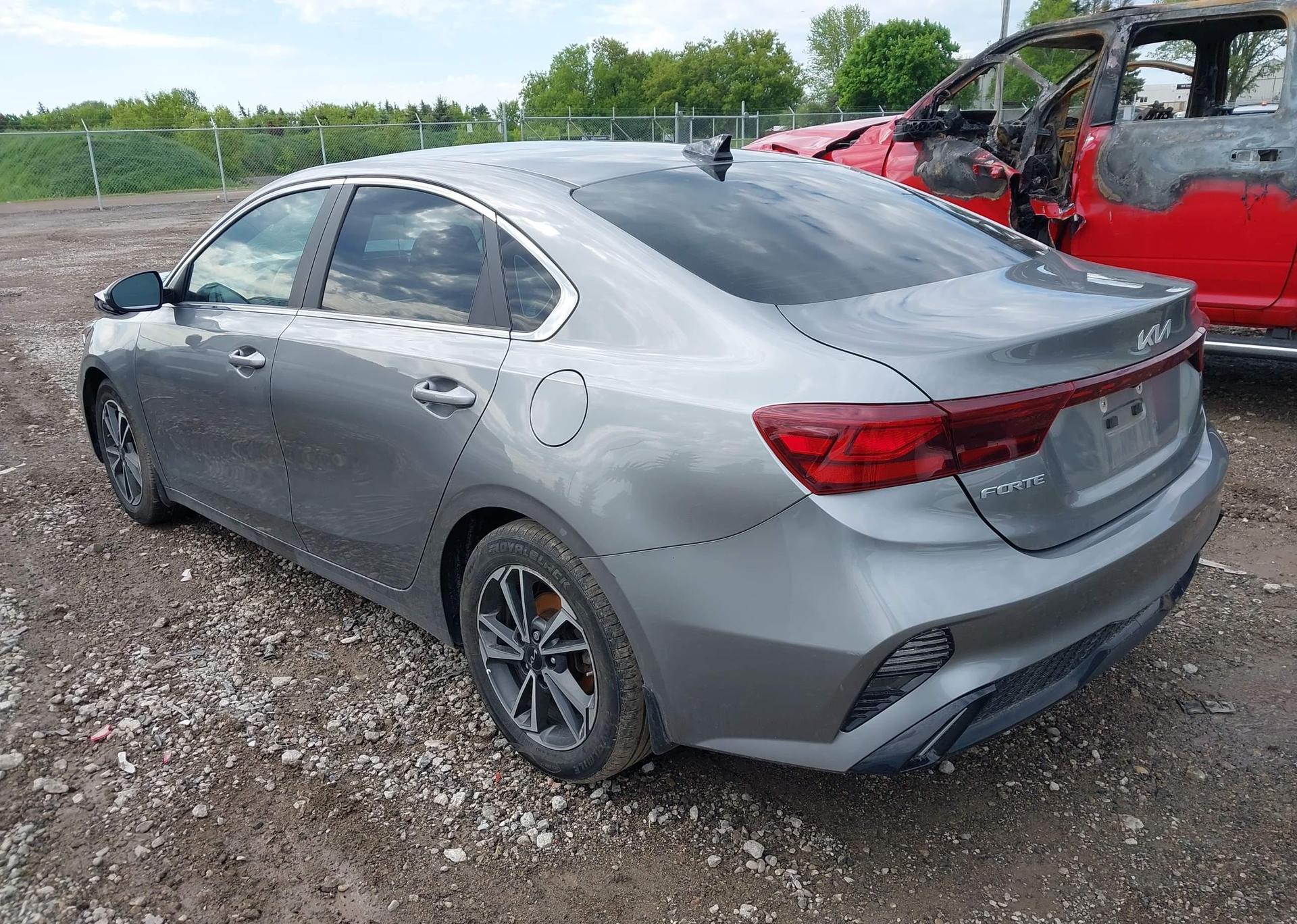 2022 KIA FORTE GT LINE