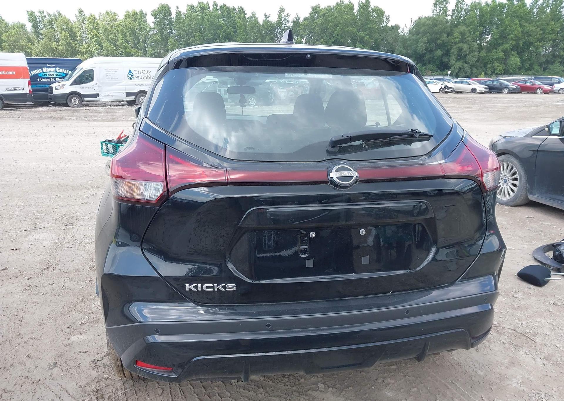2025 NISSAN KICKS PLAY S