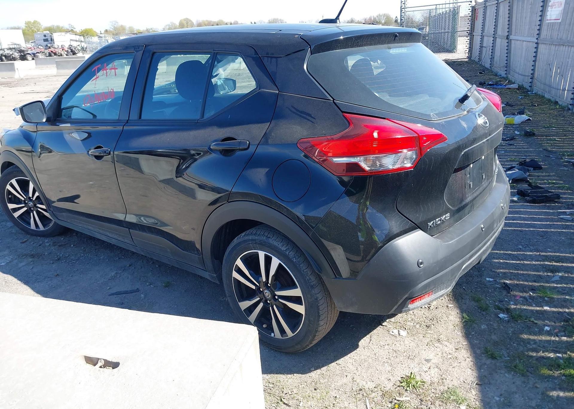 2020 NISSAN KICKS SV
