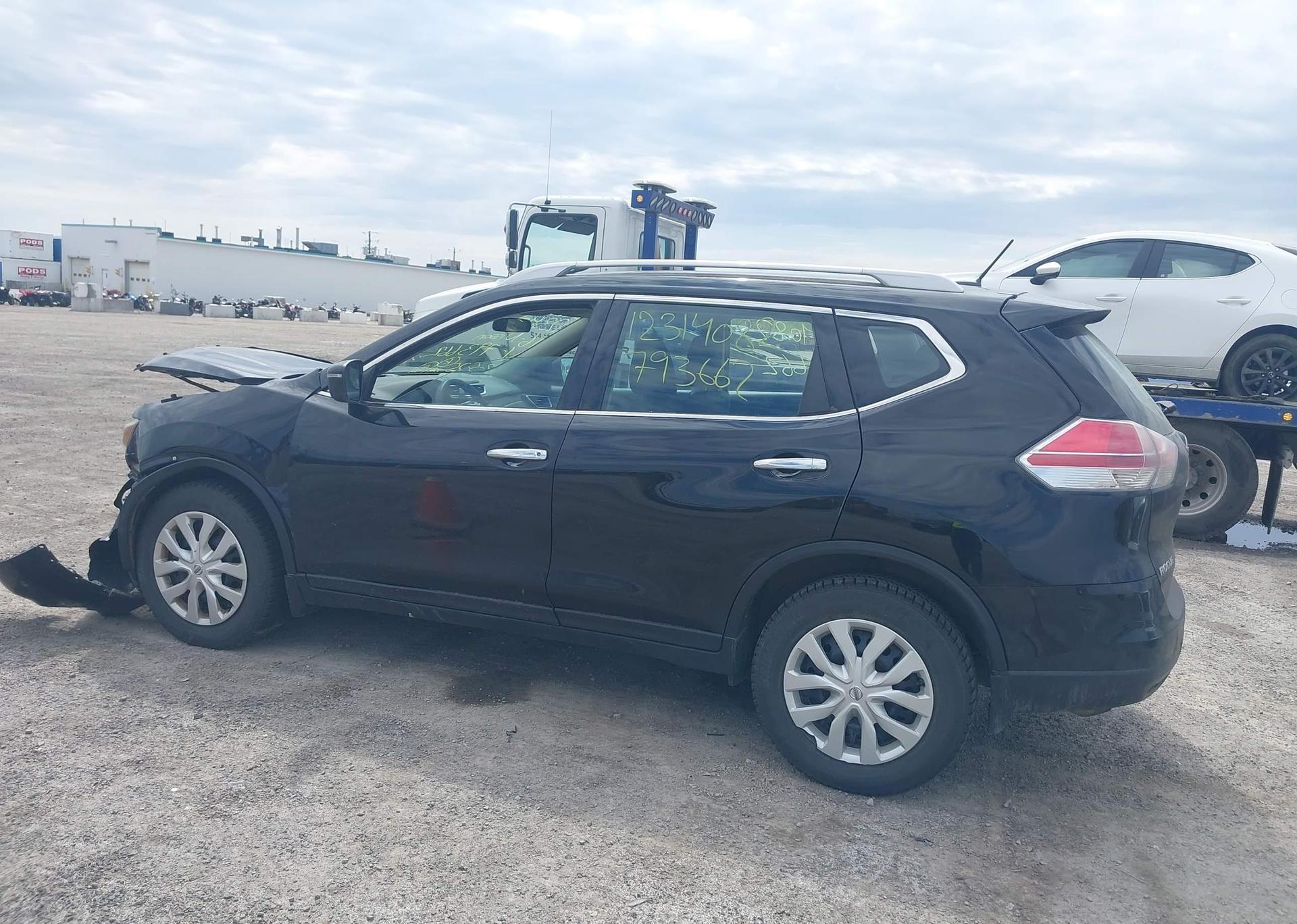 2016 NISSAN ROGUE