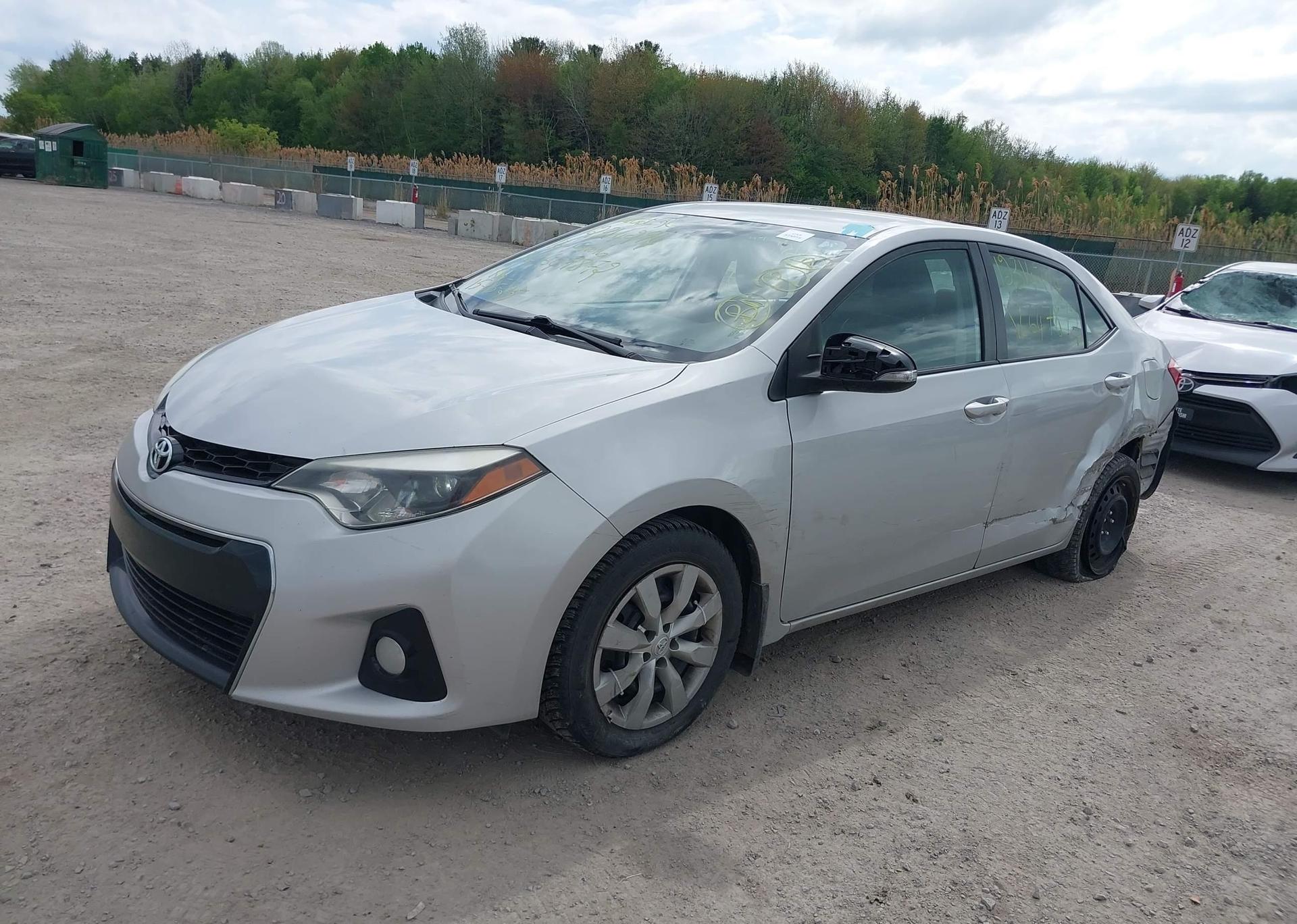 2016 TOYOTA COROLLA